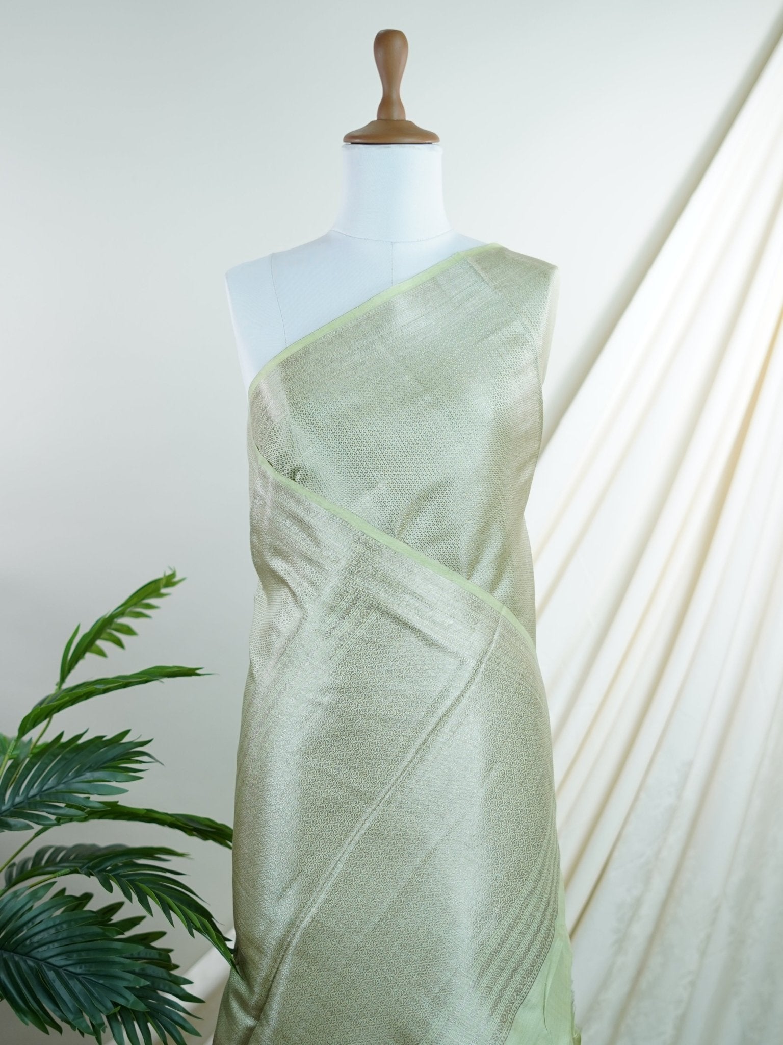 Chiniya Silk Teal Green 100% Pure Katan Soft Silk - Manoranjitham Weaves - Handloom Store