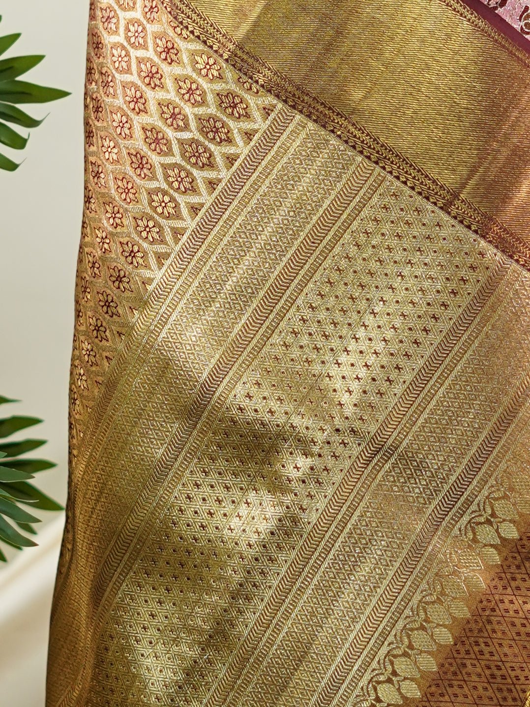 Kanchipuram Silk Peach Pink 100% Pure Silk - Manoranjitham Weaves - Handloom Store