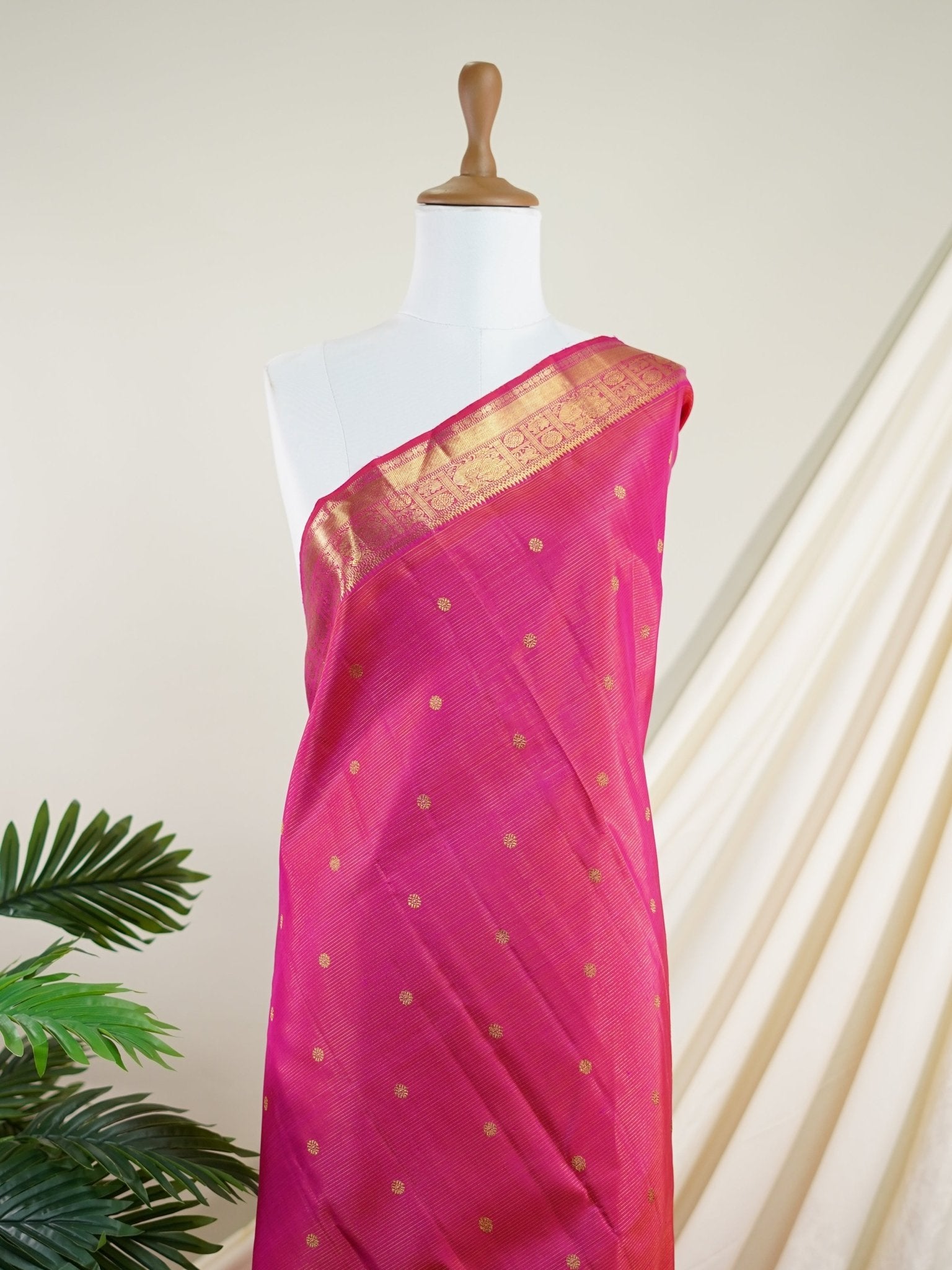 Kanchipuram Silk Pink 100% Pure Silk - Manoranjitham Weaves - Handloom Store