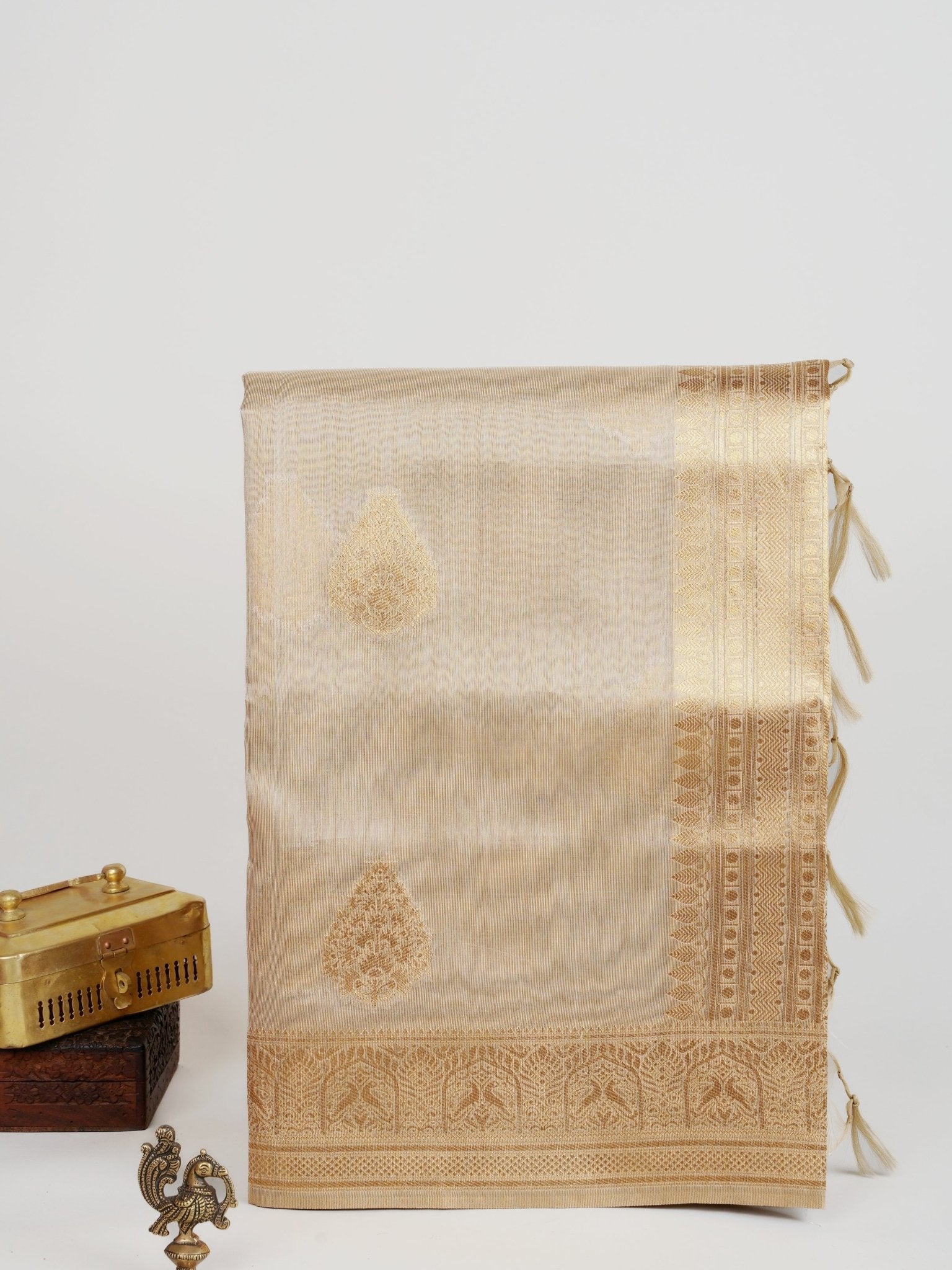 tissue Gold Kora Semi Tissue - Manoranjitham Weaves - Handloom Store