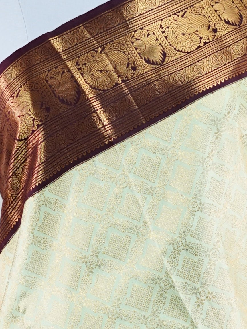 Kanchipuram Silk Pista Green 100% Pure Silk - Manoranjitham Weaves - Handloom Store