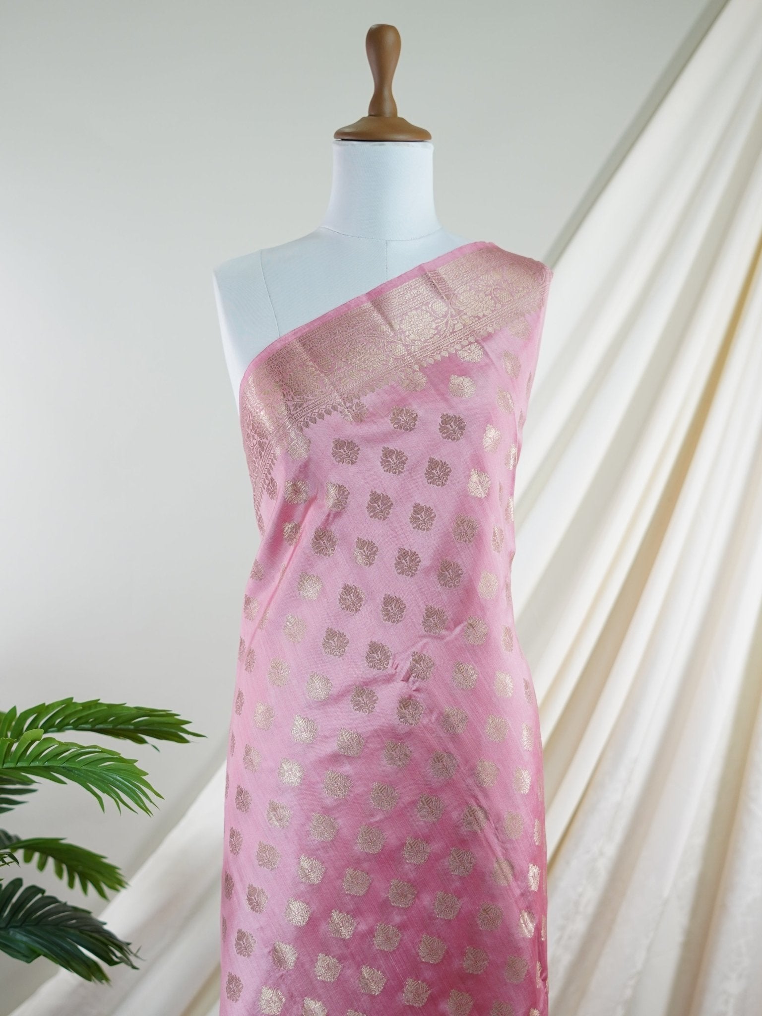 Chiniya Silk Pink 100% Pure Katan Soft Silk - Manoranjitham Weaves - Handloom Store
