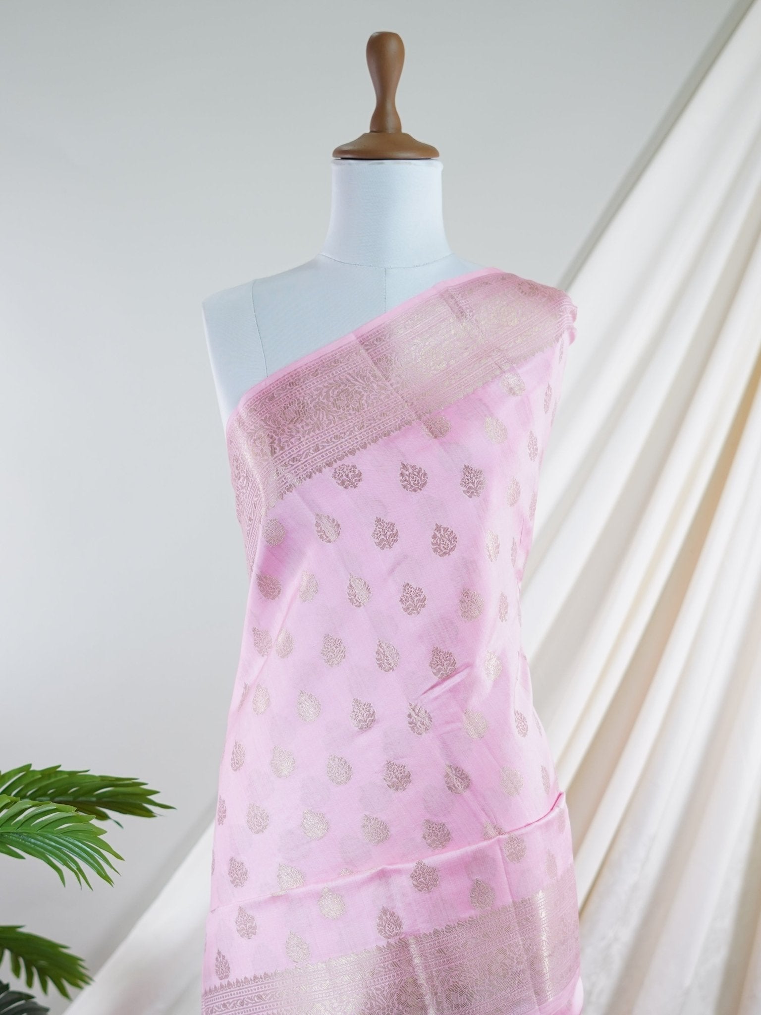 Chiniya Silk Baby Pink 100% Pure Chiniya Silk - Manoranjitham Weaves - Handloom Store