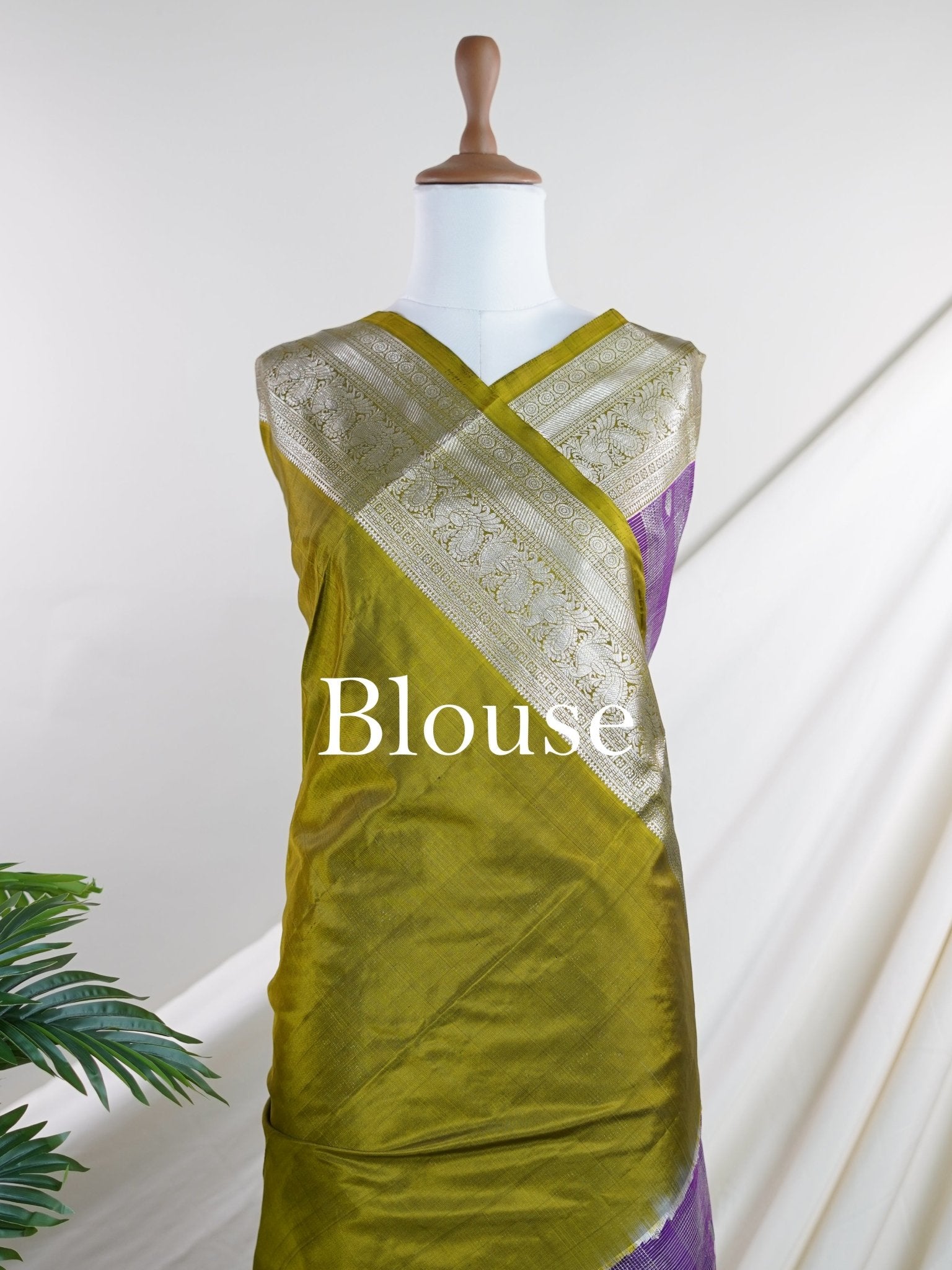 Venkatagiri Silk 100% Pure Silk - Manoranjitham Weaves - Handloom Store