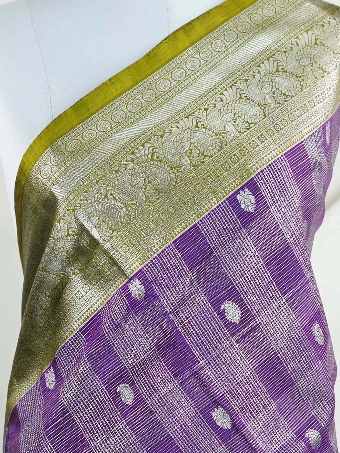 Venkatagiri Silk 100% Pure Silk - Manoranjitham Weaves - Handloom Store