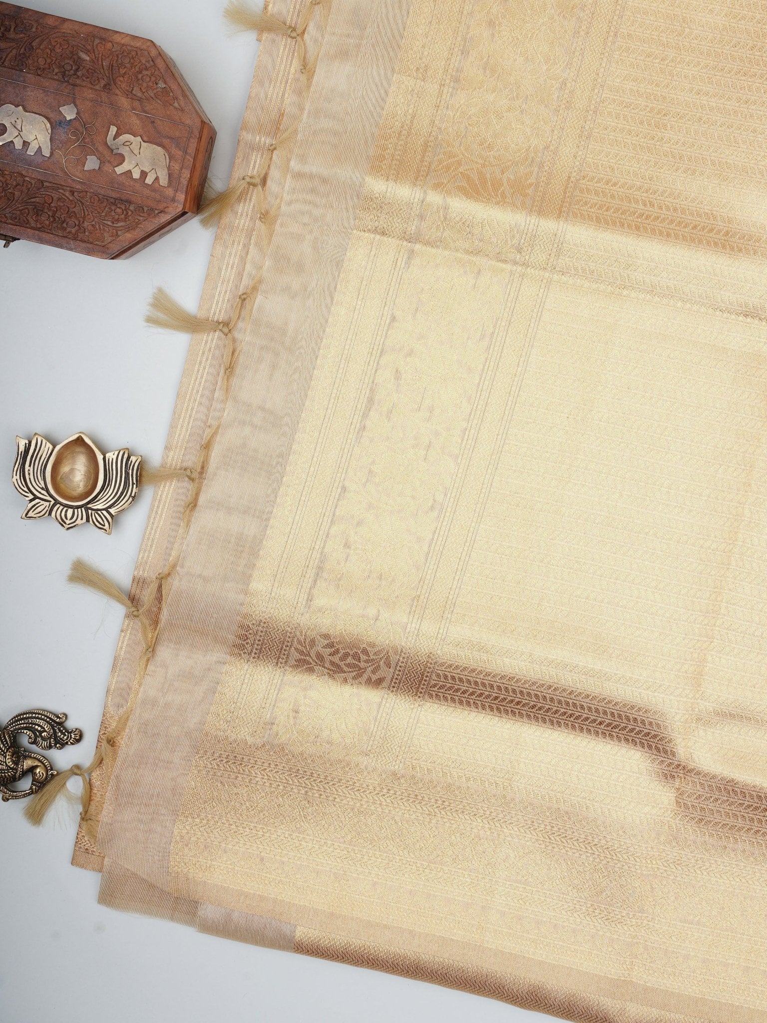 tissue Gold Kora Semi Tissue - Manoranjitham Weaves - Handloom Store