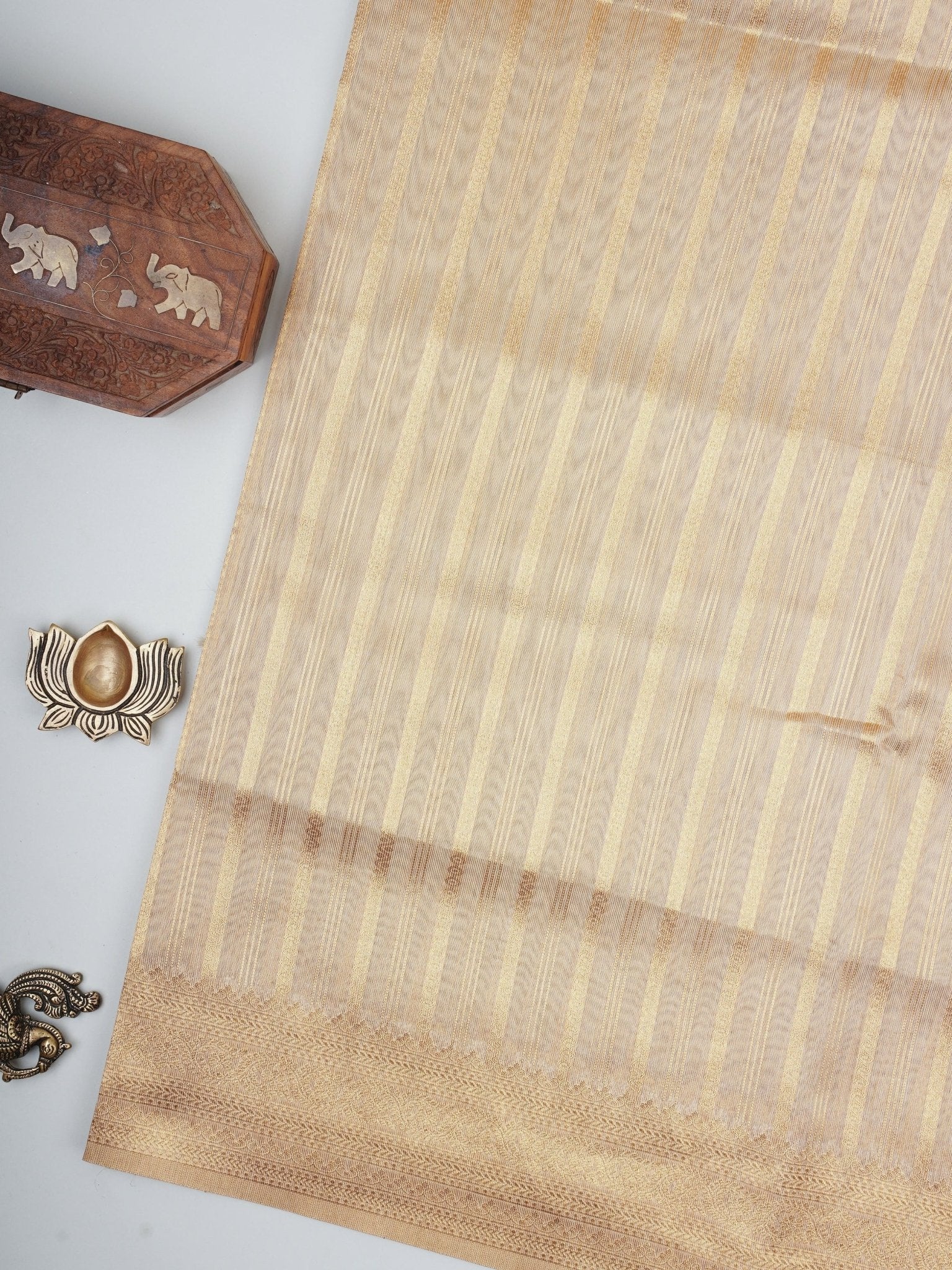 tissue Gold Kora Semi Tissue - Manoranjitham Weaves - Handloom Store