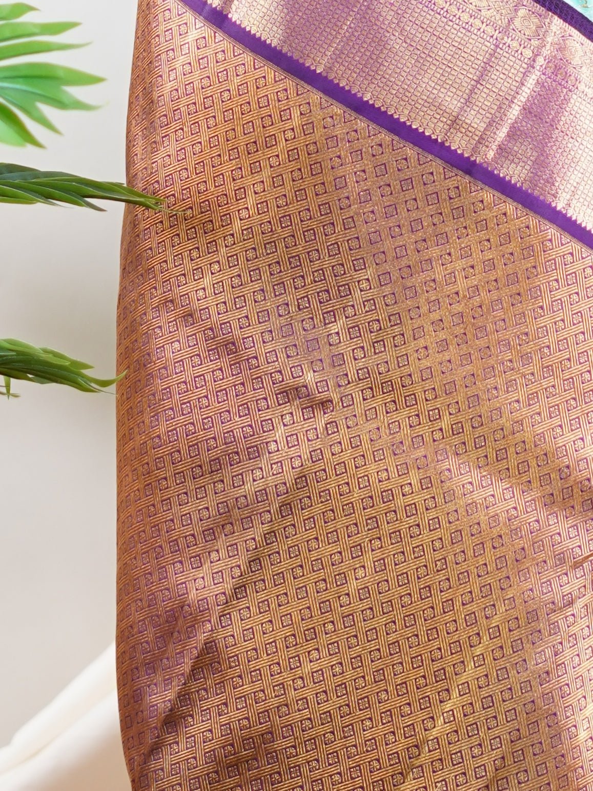 Kanchipuram Silk Pista Green 100% Pure Silk - Manoranjitham Weaves - Handloom Store