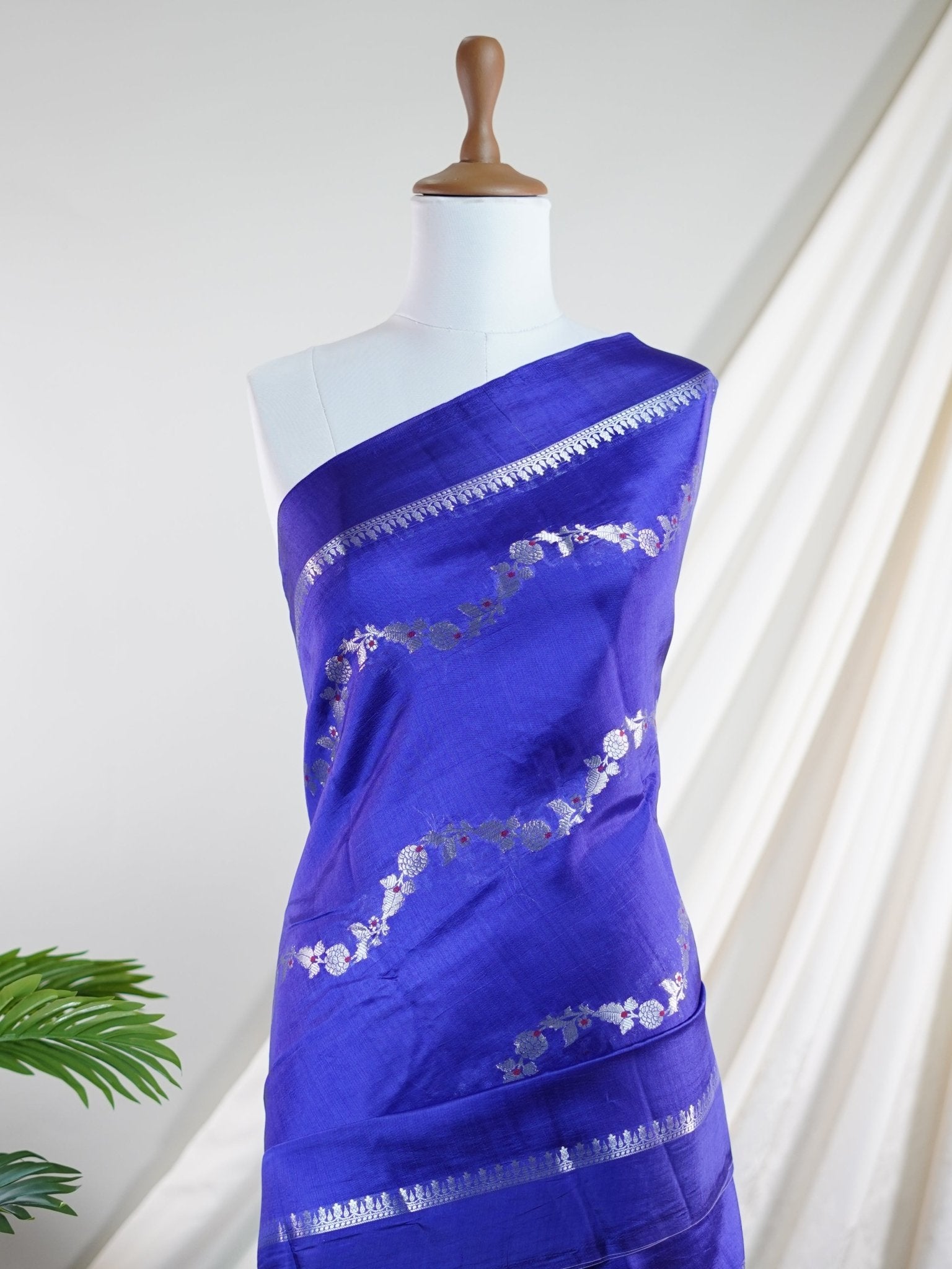 Katan Royal Blue 100% Pure Katan Soft Silk - Manoranjitham Weaves - Handloom Store