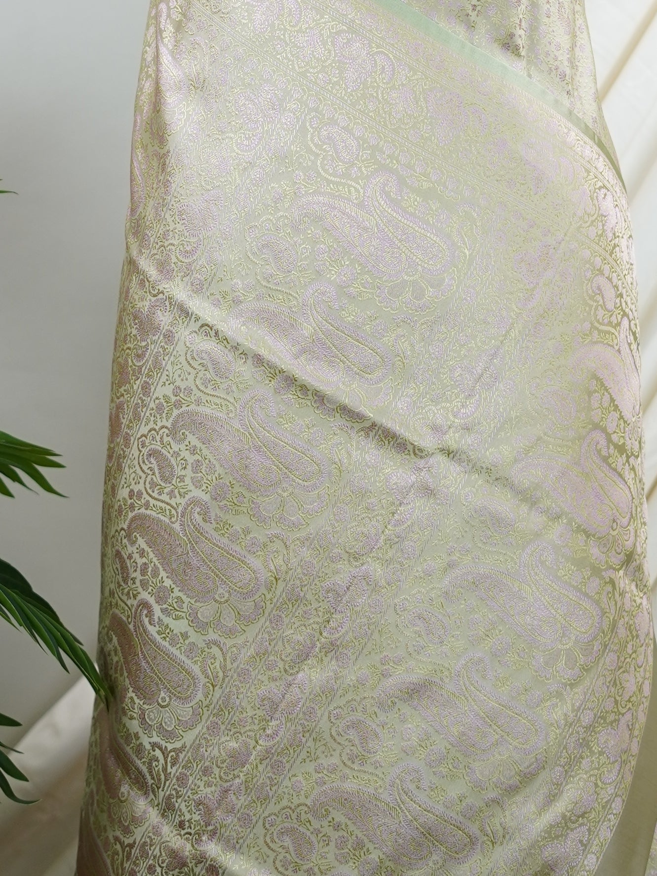 Katan Pista Green Semi Mushru - Manoranjitham Weaves - Handloom Store