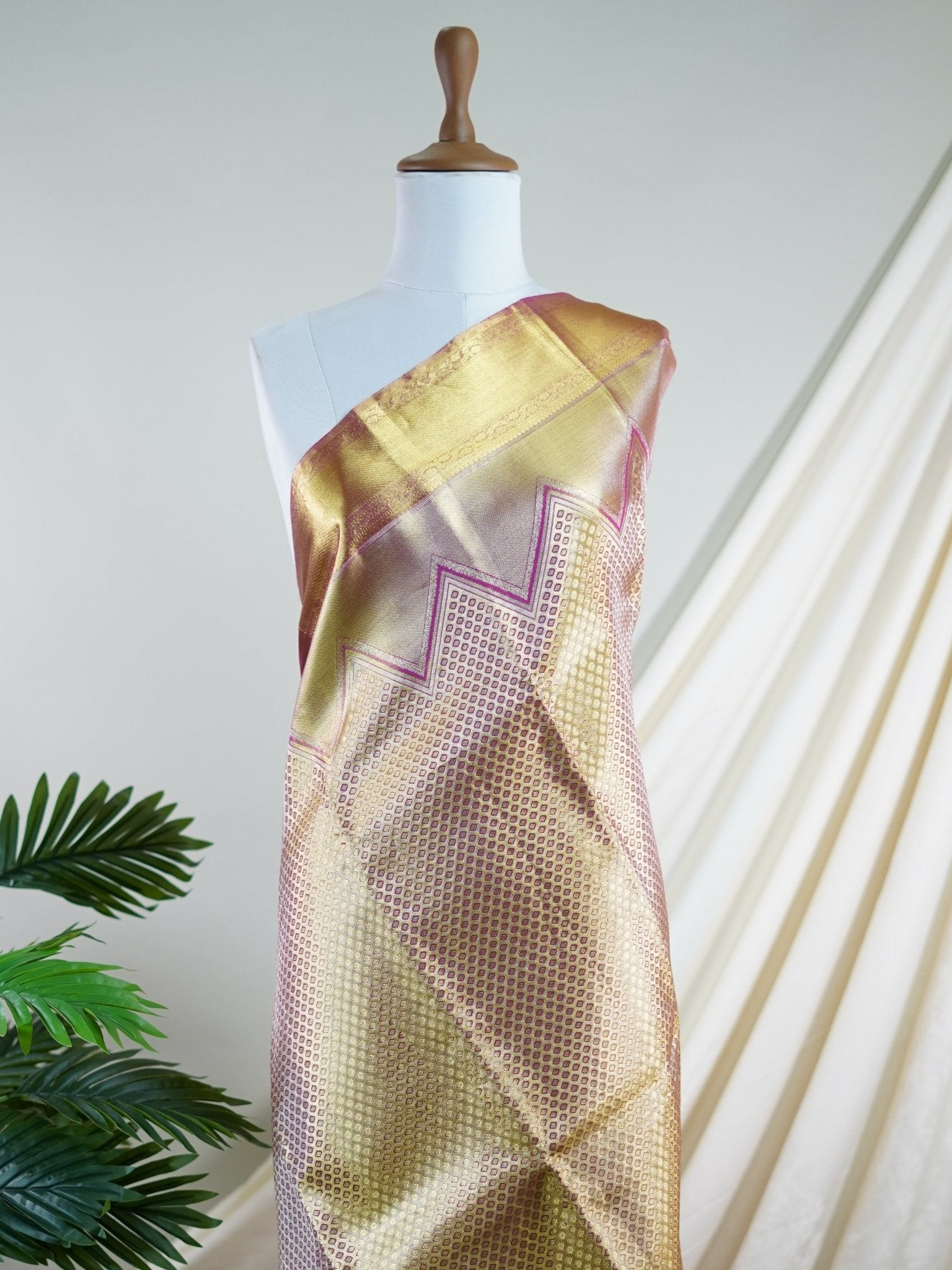 Kanchipuram Silk Ivory 100% Pure Silk - Manoranjitham Weaves - Handloom Store