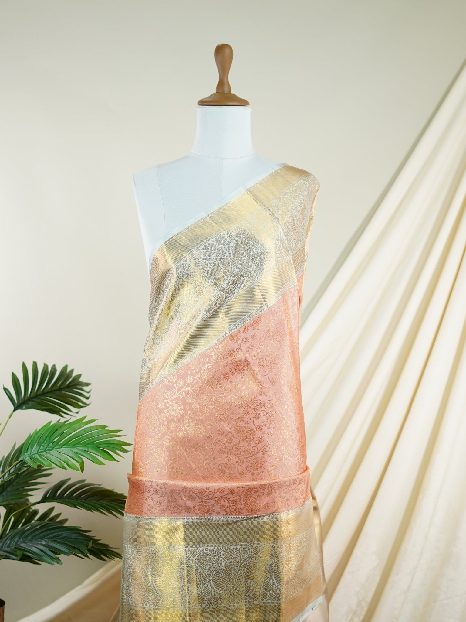 Kanchipuram Silk Coral Pink 100% Pure Silk - Manoranjitham Weaves - Handloom Store