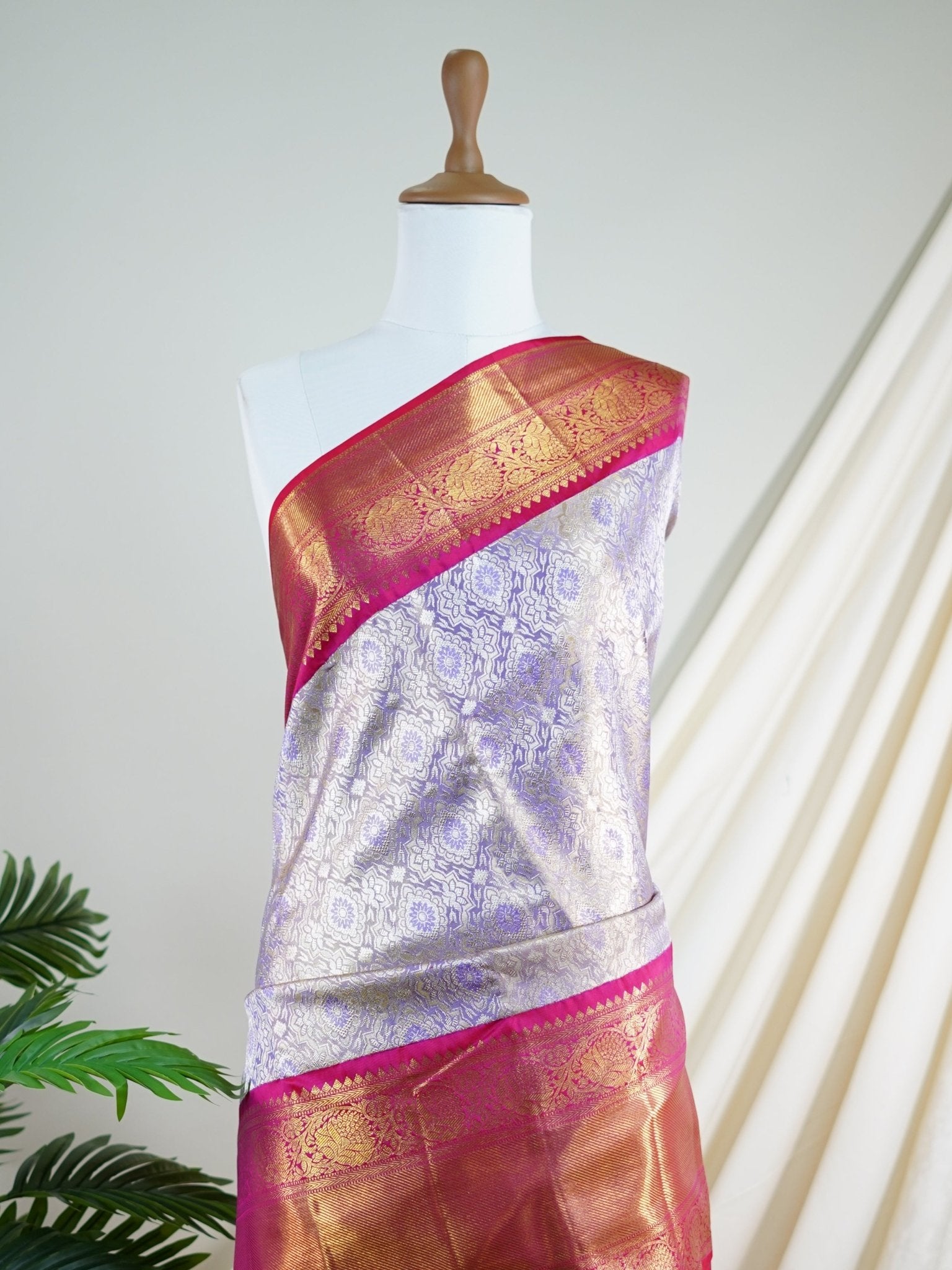 Kanchipuram Silk Lilac 100% Pure Silk - Manoranjitham Weaves - Handloom Store