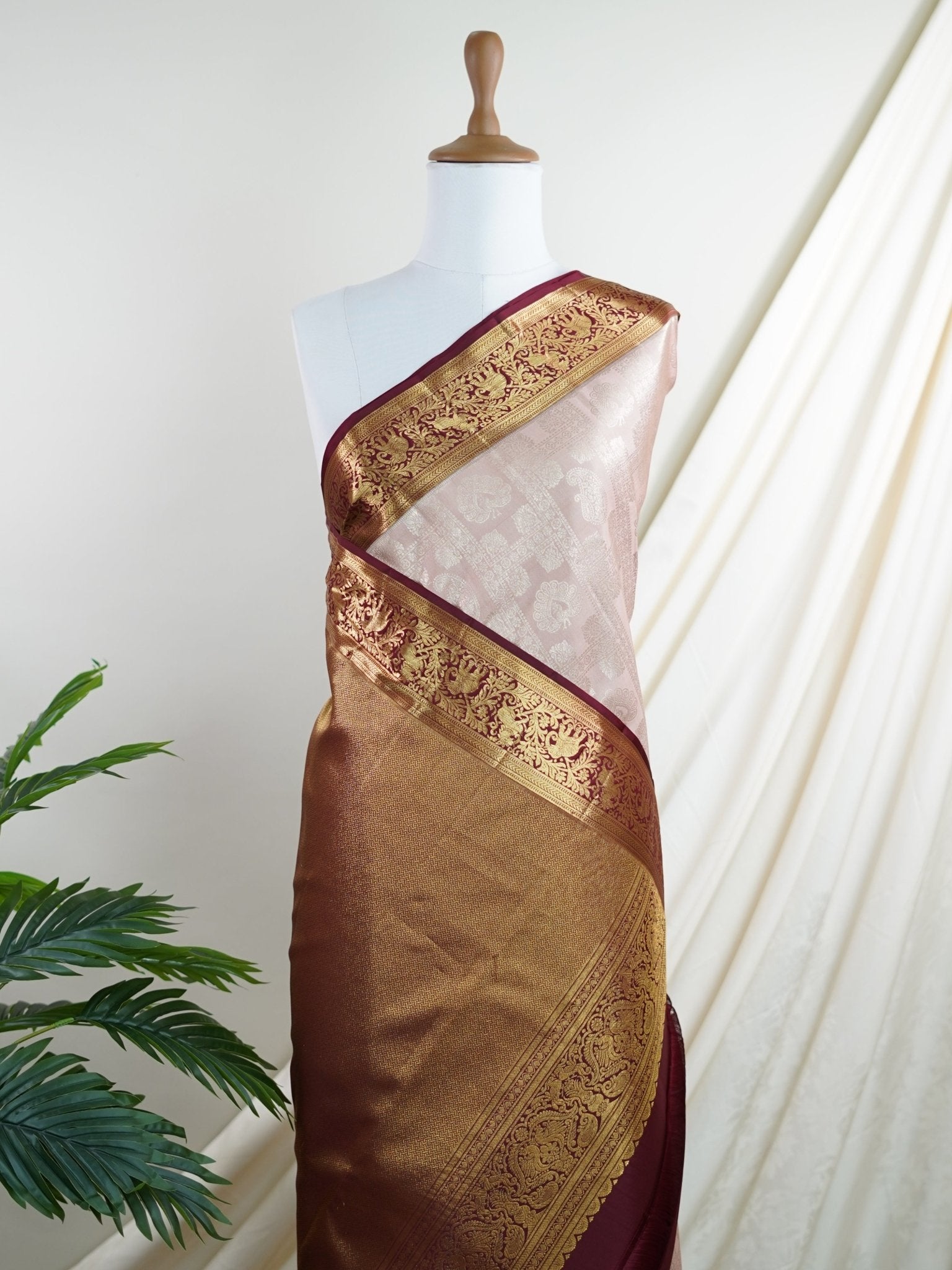 Kanchipuram Silk 100% Pure Silk - Manoranjitham Weaves - Handloom Store