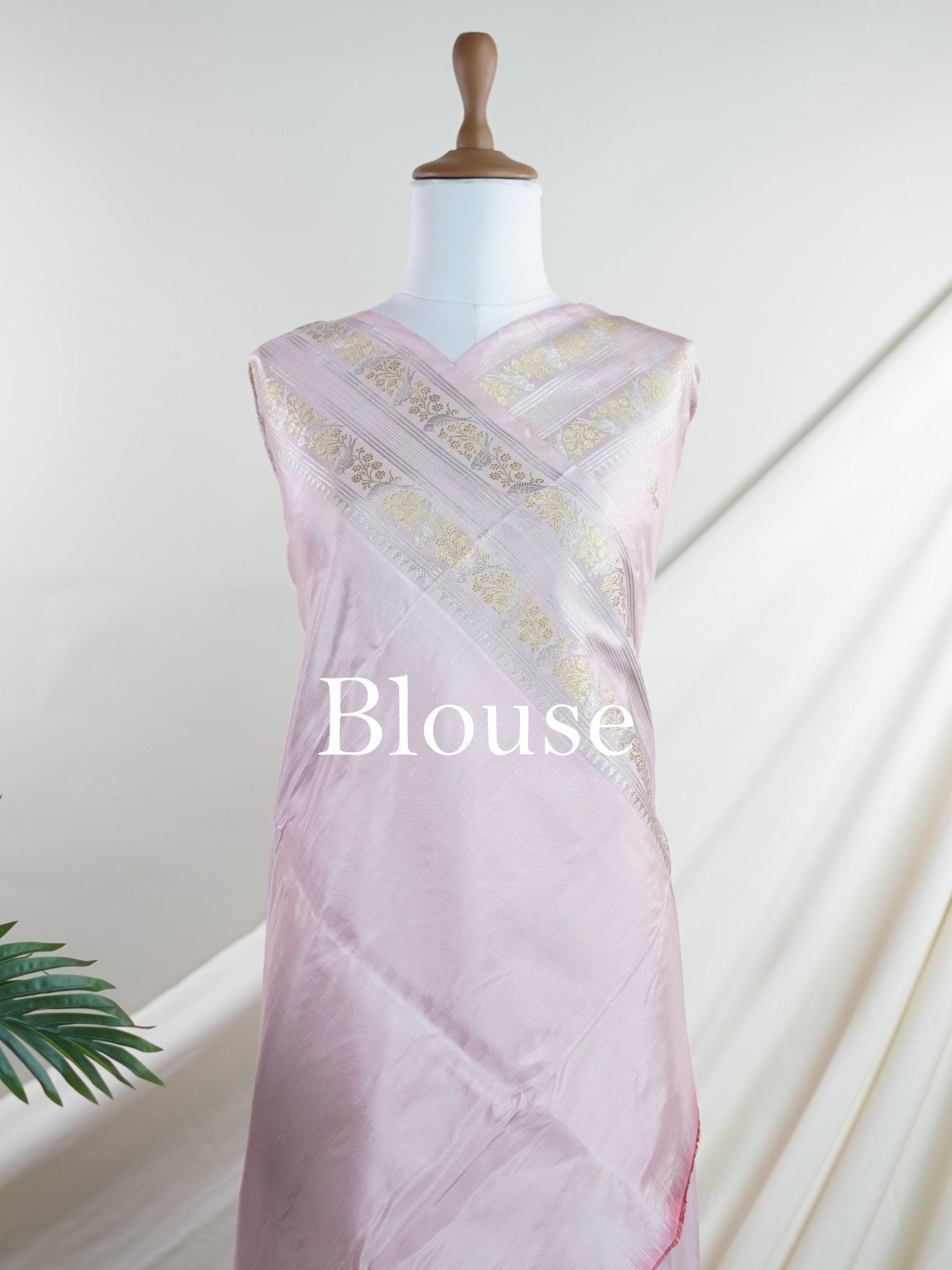 Venkatagiri Silk 100% Pure Silk - Manoranjitham Weaves - Handloom Store