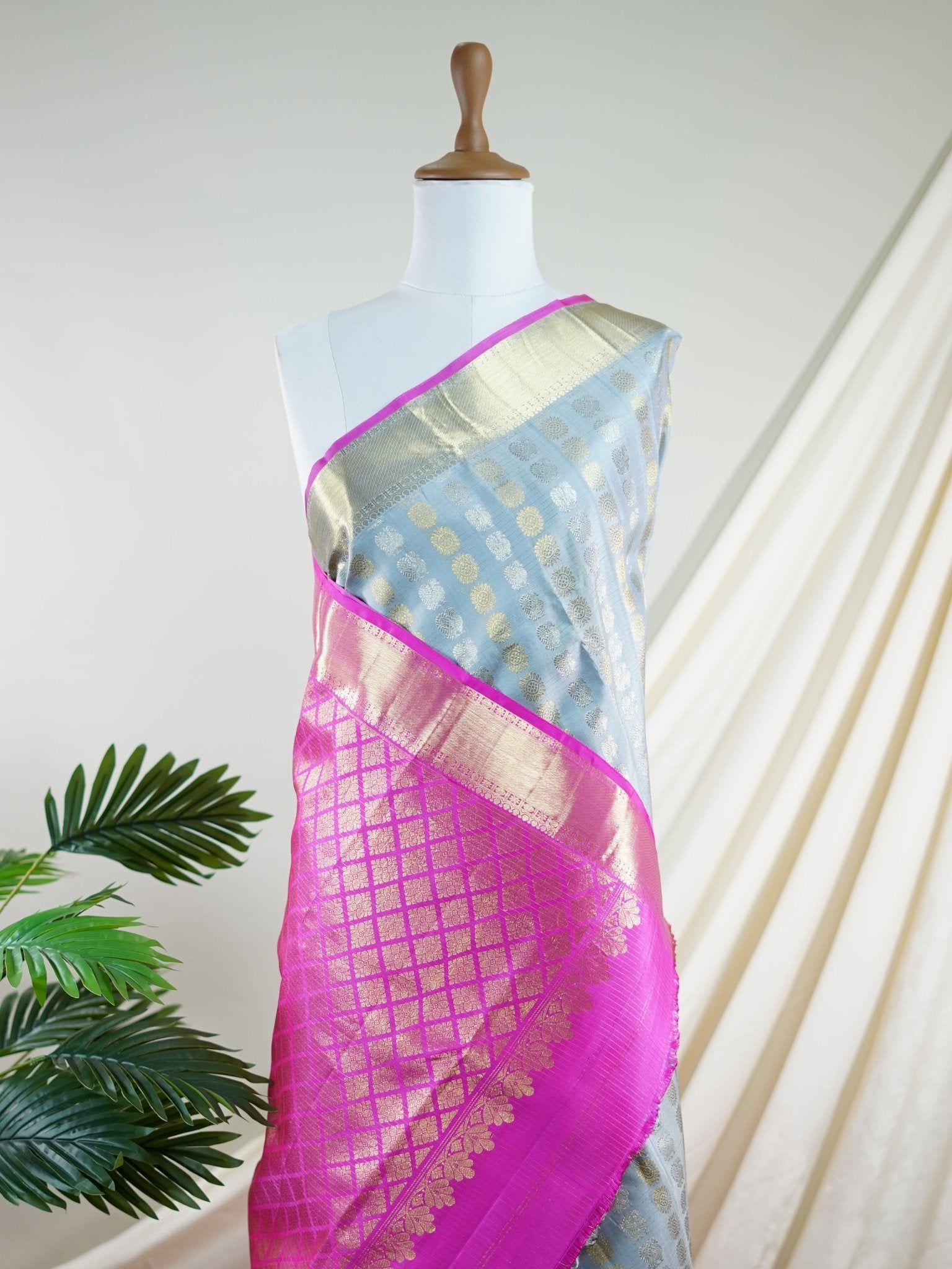 Kanchipuram Silk Silver 100% Pure Silk - Manoranjitham Weaves - Handloom Store