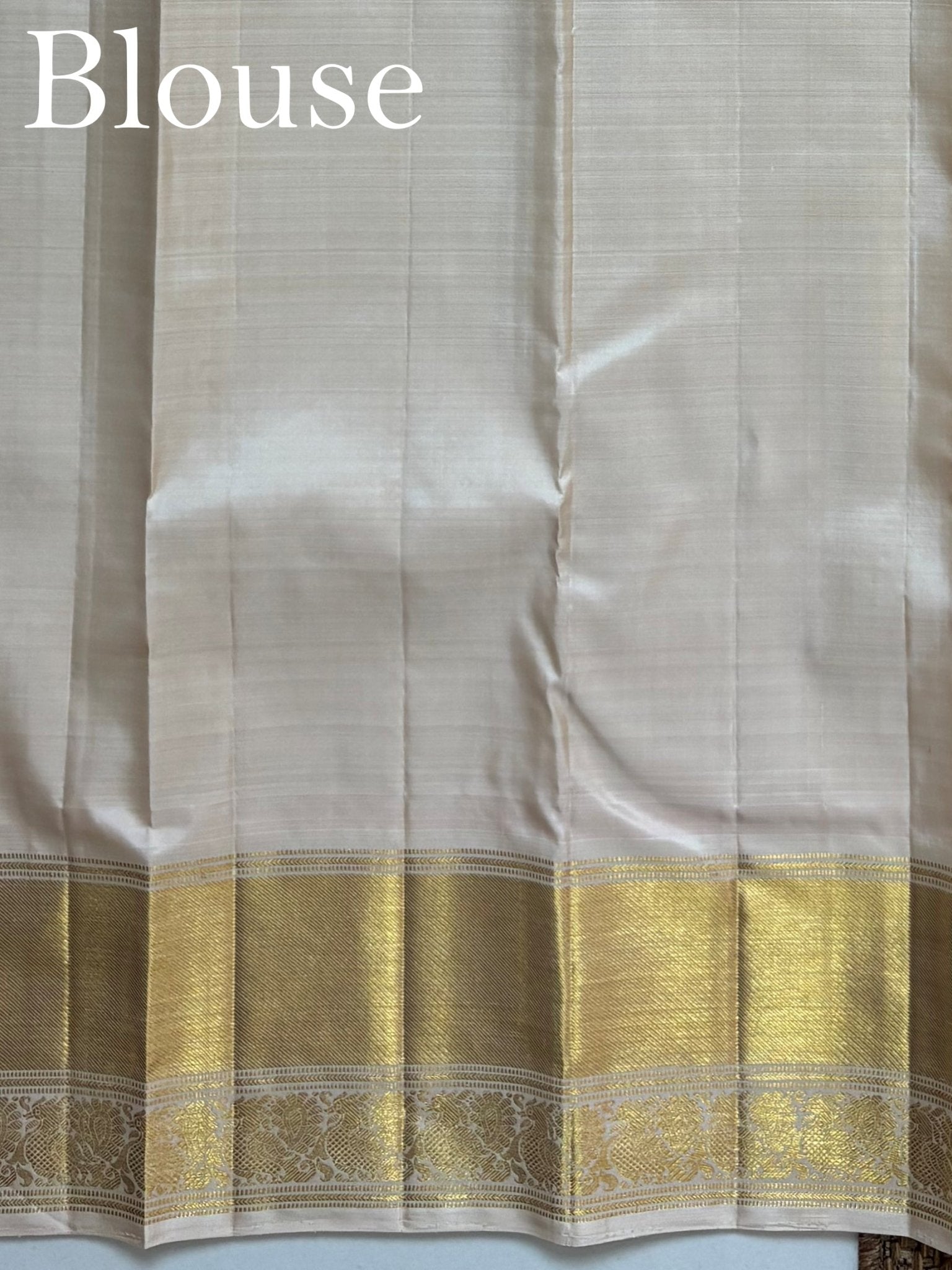 Kanchipuram Silk Red 100% Pure Silk - Manoranjitham Weaves - Handloom Store