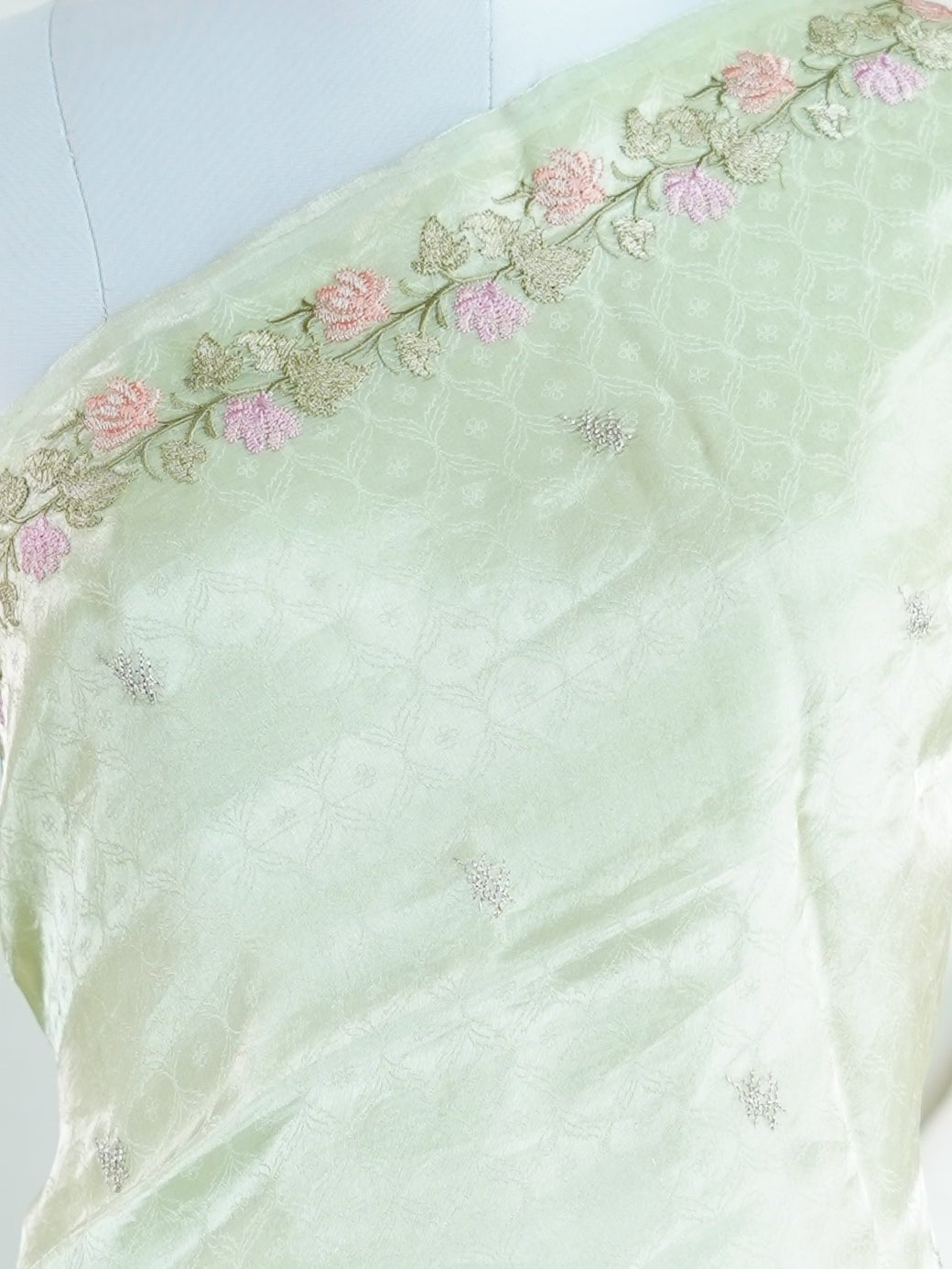 Katan Pista Green 100% Pure Tissue - Manoranjitham Weaves - Handloom Store