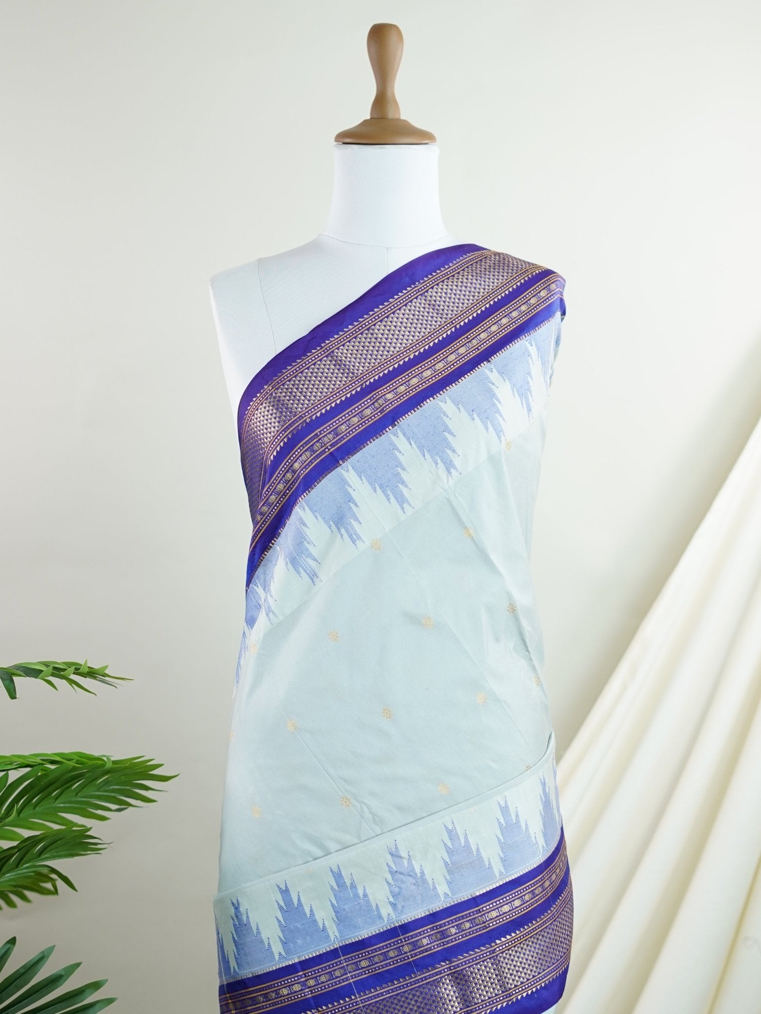 Semi Silk Semi Silk - Manoranjitham Weaves - Handloom Store