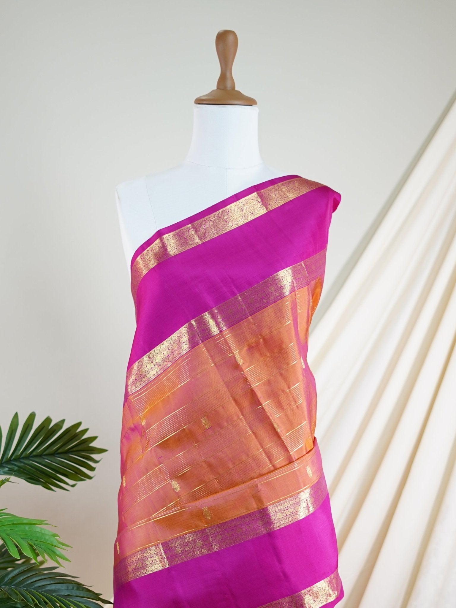 Kanchipuram Silk Peach 100% Pure Silk - Manoranjitham Weaves - Handloom Store