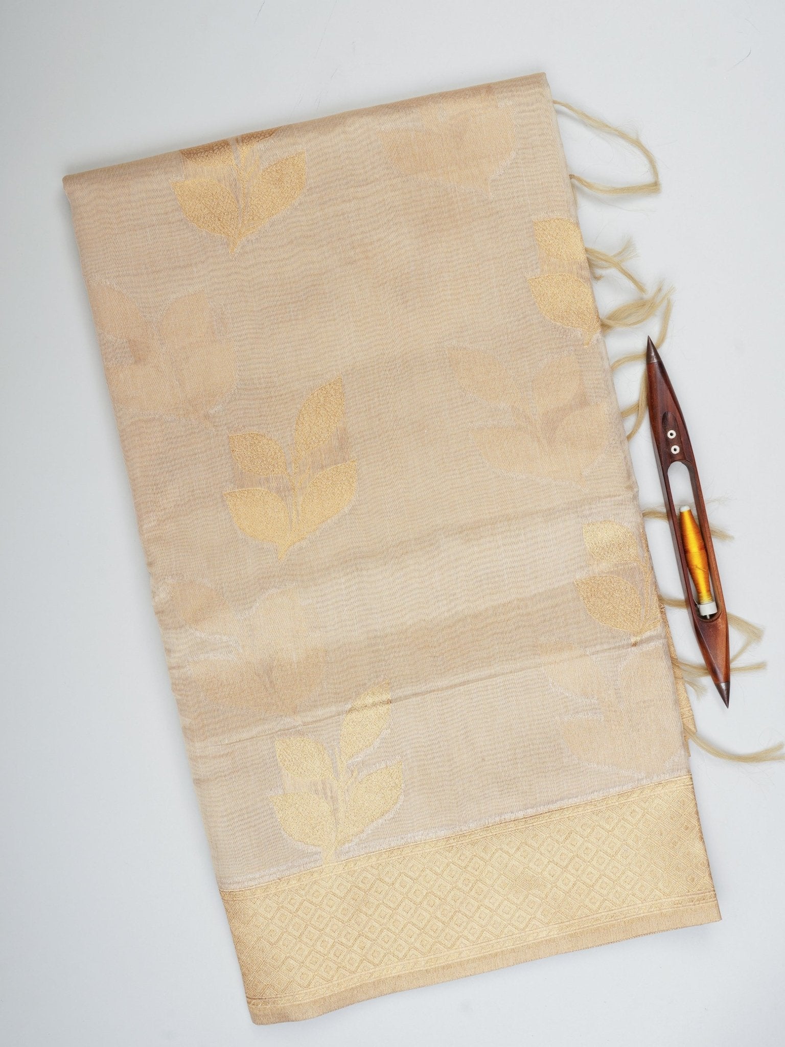 tissue Gold Kora Semi Tissue - Manoranjitham Weaves - Handloom Store