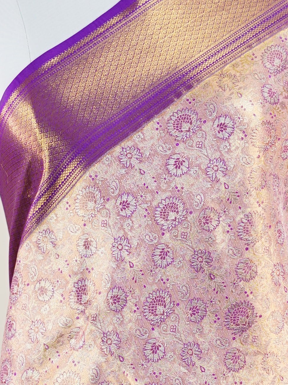 Kanchipuram Silk Hot Coral Pink 100% Pure Silk - Manoranjitham Weaves - Handloom Store