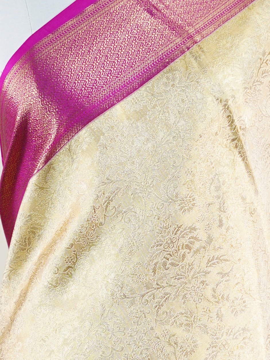 Kanchipuram Silk Golden 100% Pure Silk - Manoranjitham Weaves - Handloom Store
