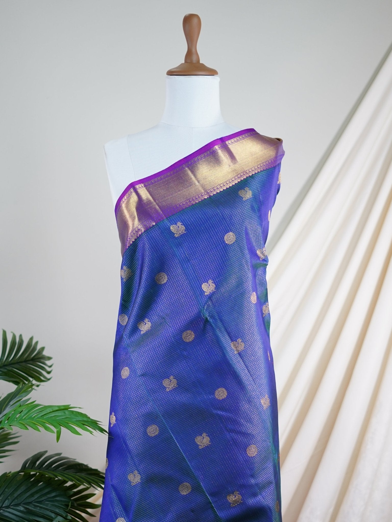 Kanchipuram Silk Blue 100% Pure Silk - Manoranjitham Weaves - Handloom Store