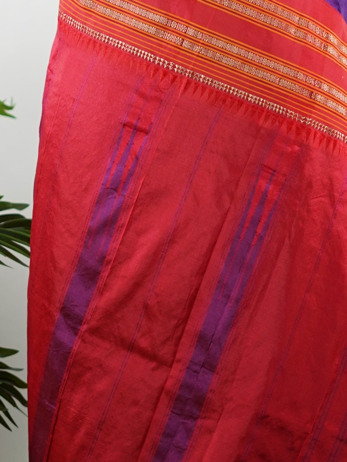 Narayanpet Violet 100% Pure Silk - Manoranjitham Weaves - Handloom Store