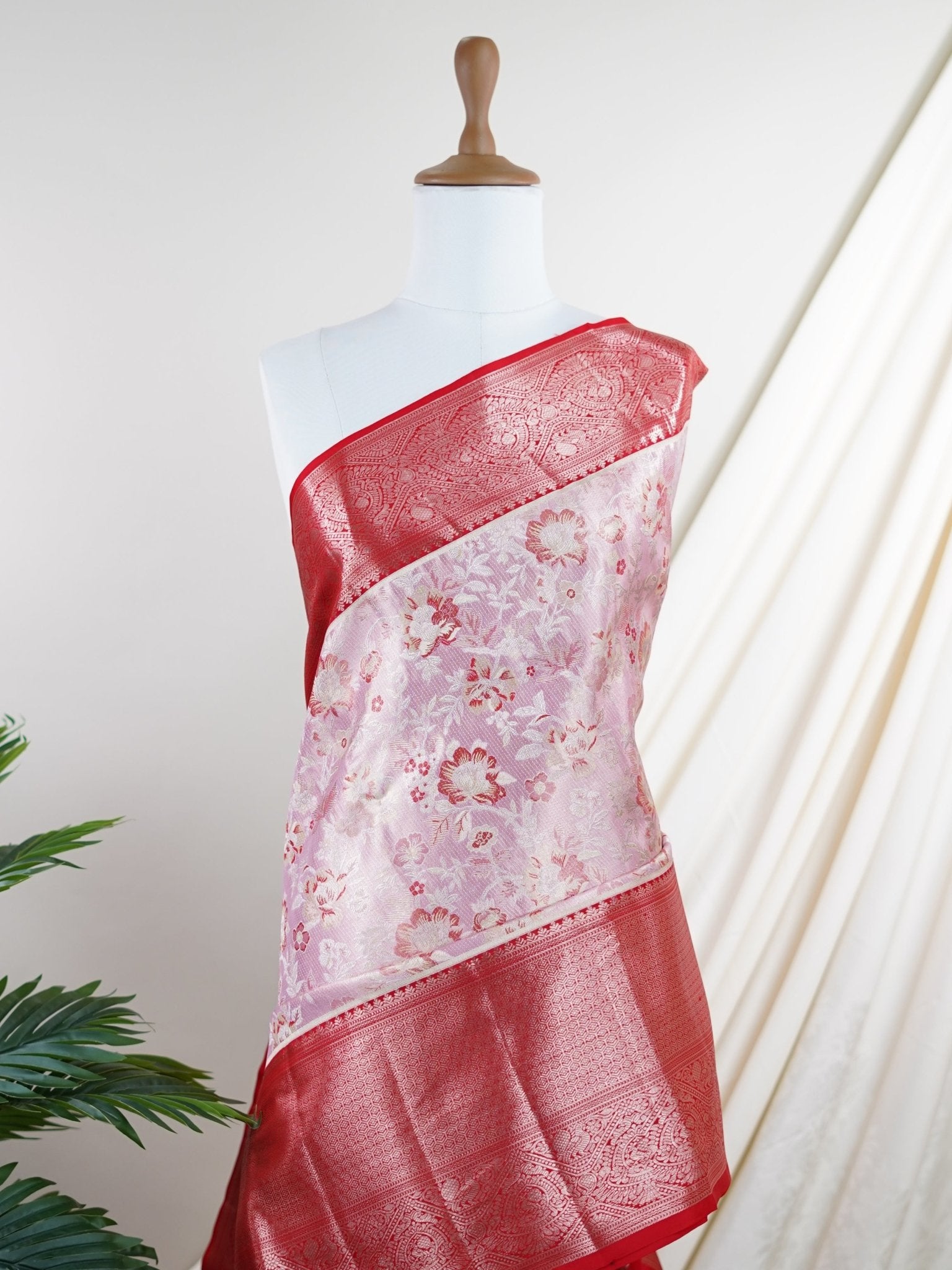 Kanchipuram Silk 100% Pure Silk - Manoranjitham Weaves - Handloom Store