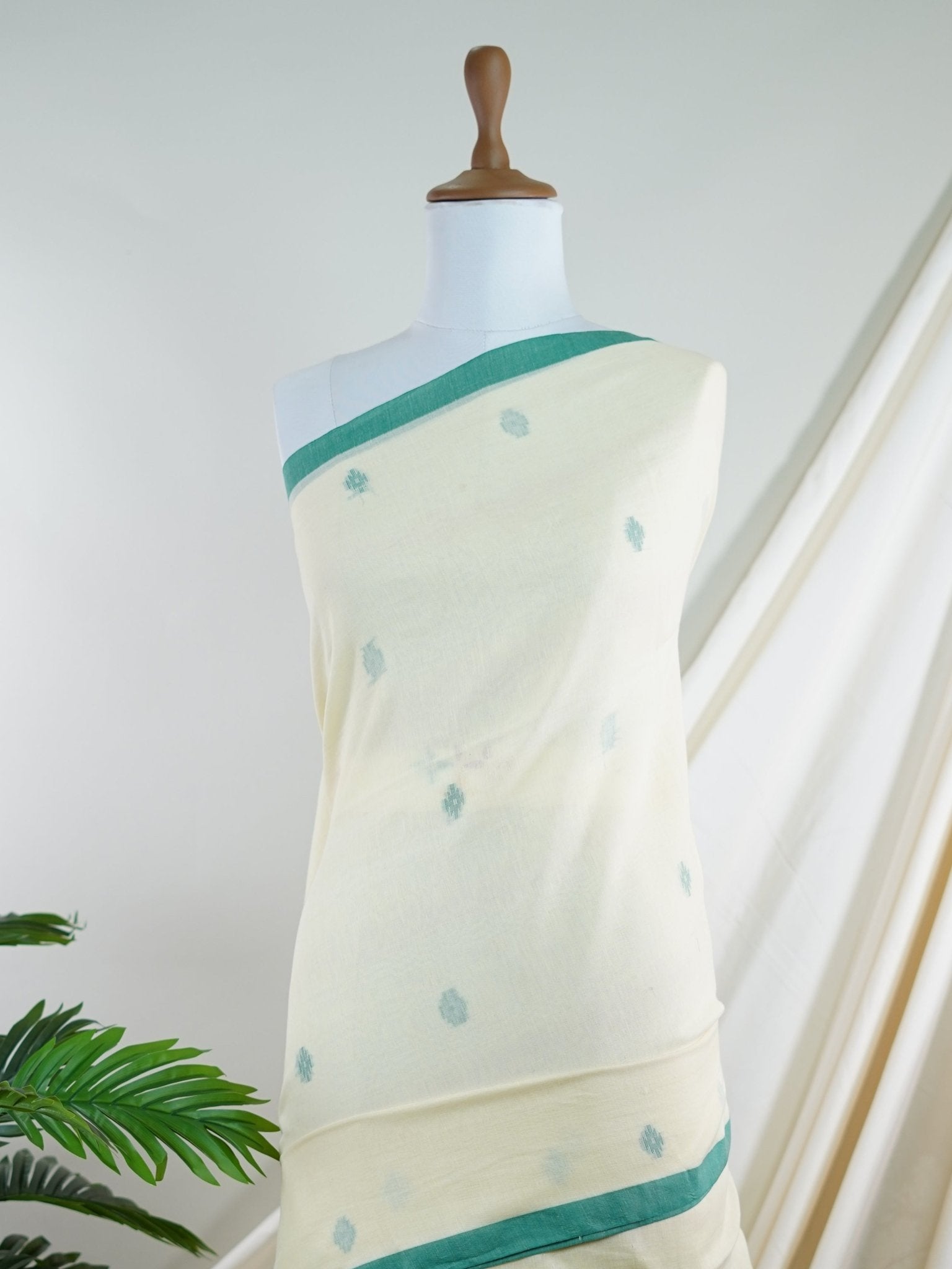 Cotton Cream 100% Pure Cotton - Manoranjitham Weaves - Handloom Store