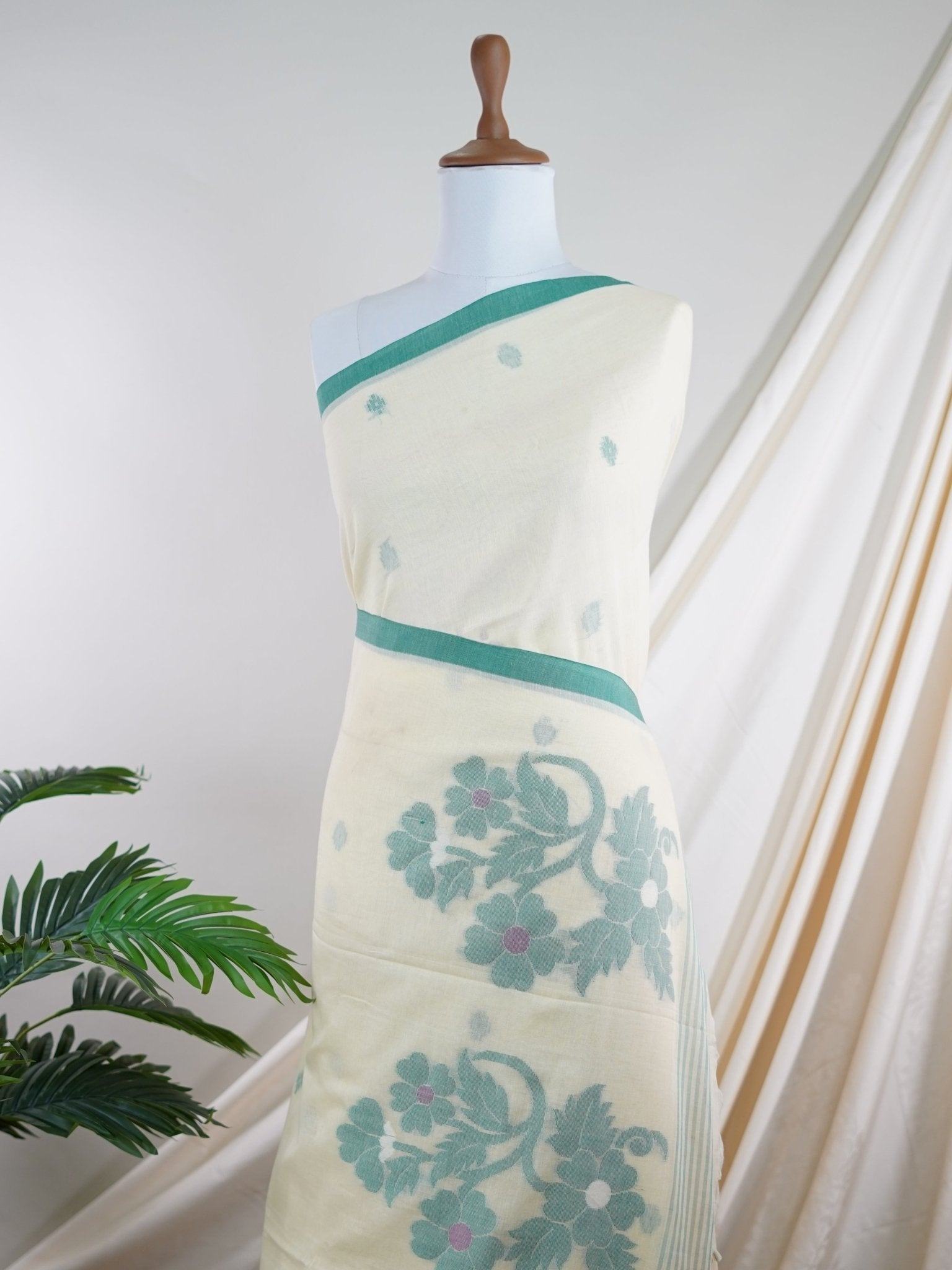 Cotton Cream 100% Pure Cotton - Manoranjitham Weaves - Handloom Store