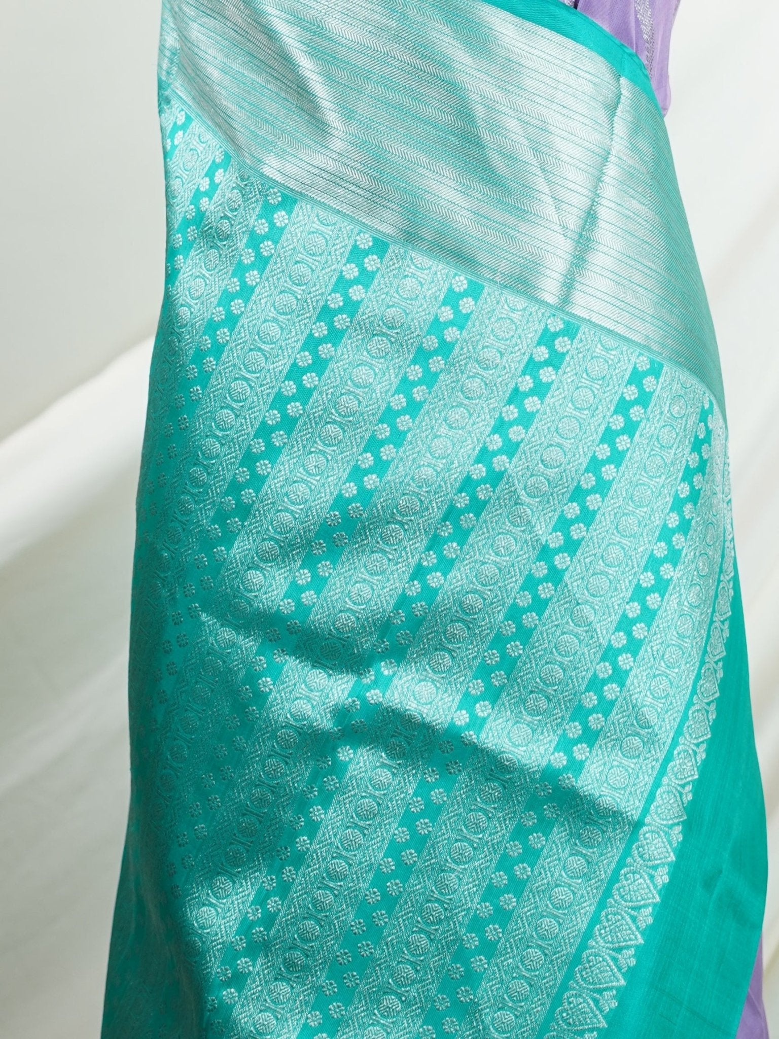 Venkatagiri Silk 100% Pure Silk - Manoranjitham Weaves - Handloom Store