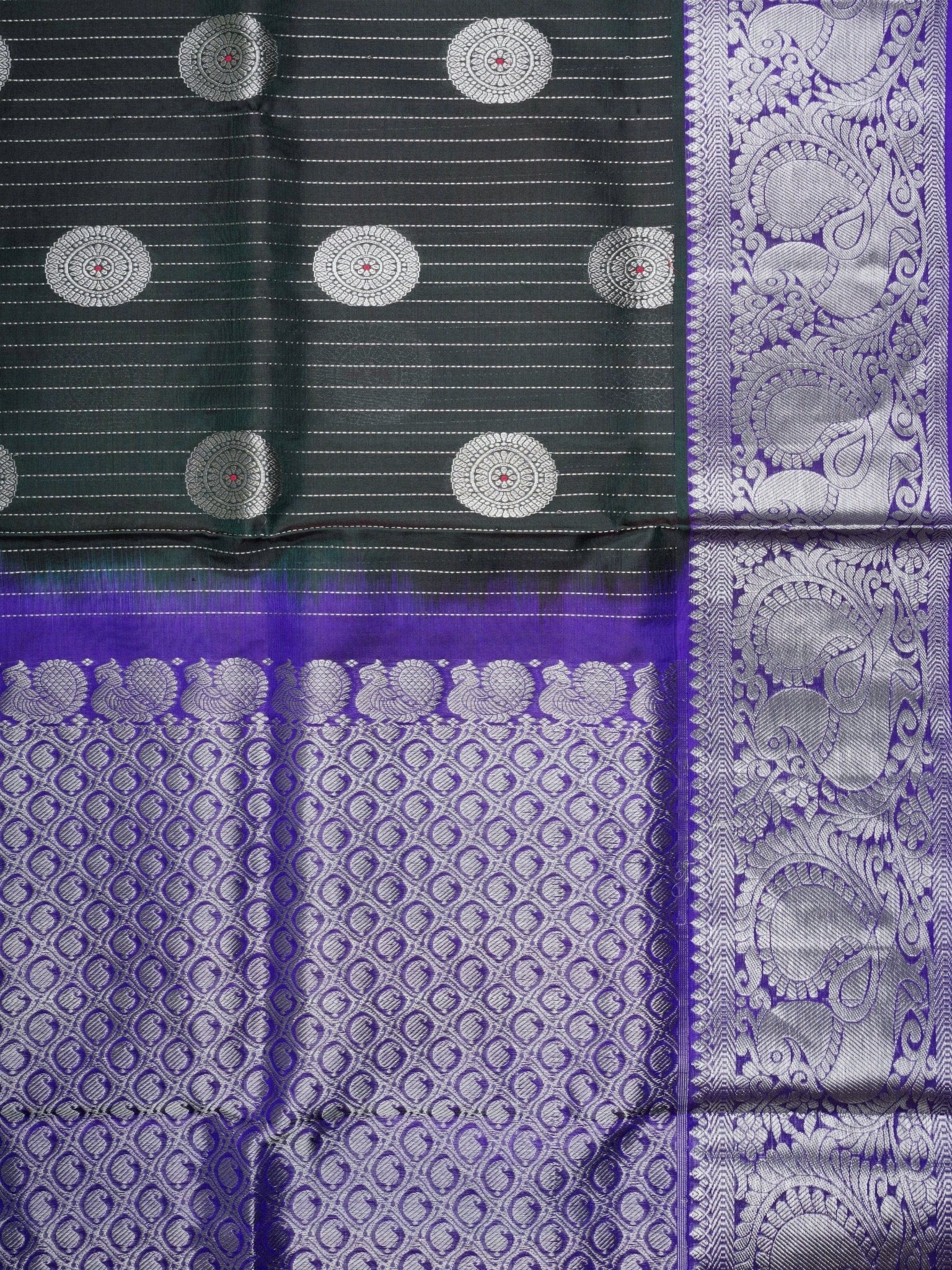 Venkatagiri Silk Bottle green 100% Pure Silk - Manoranjitham Weaves - Handloom Store