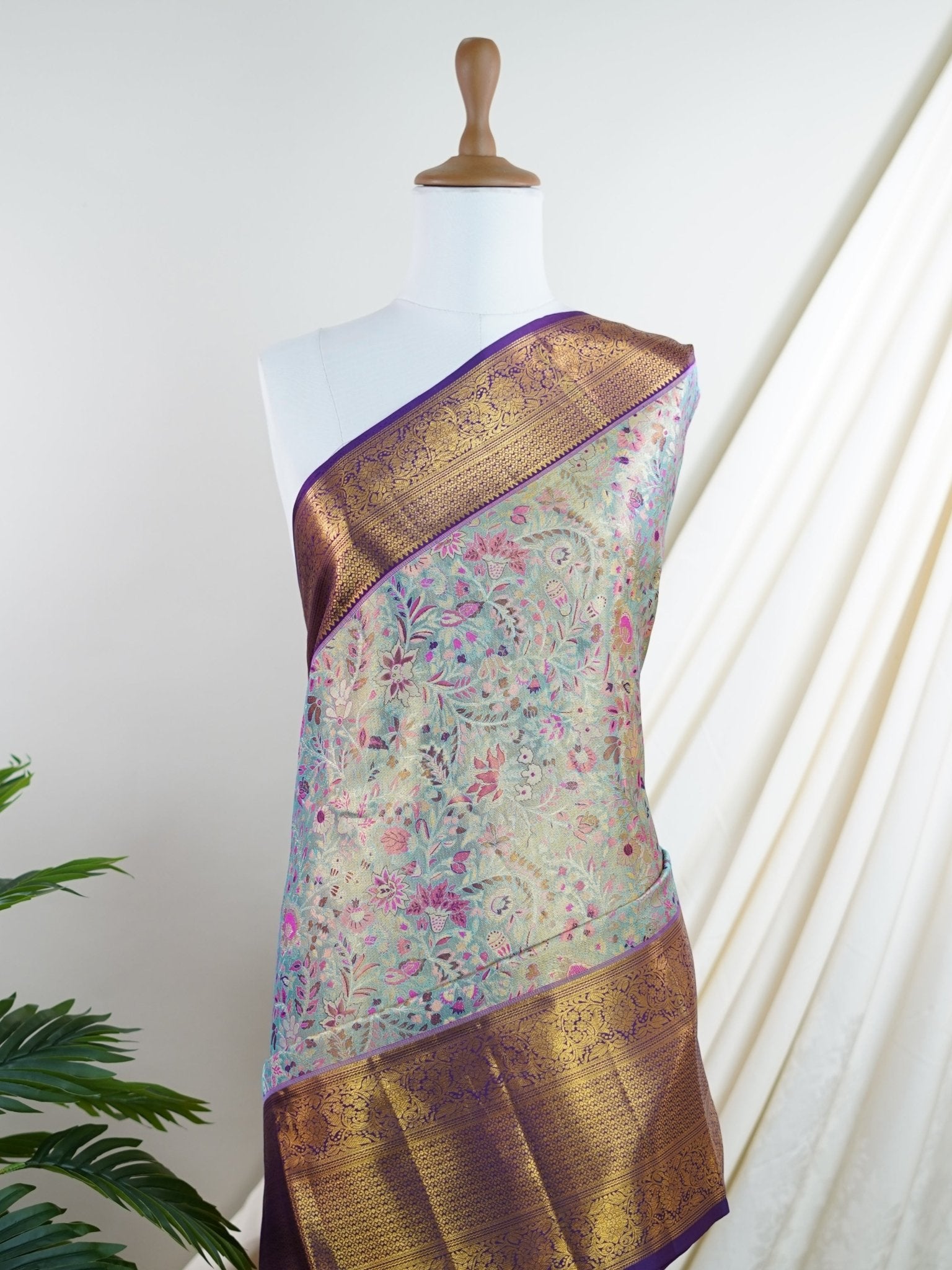 Kanchipuram Silk 100% Pure Silk - Manoranjitham Weaves - Handloom Store