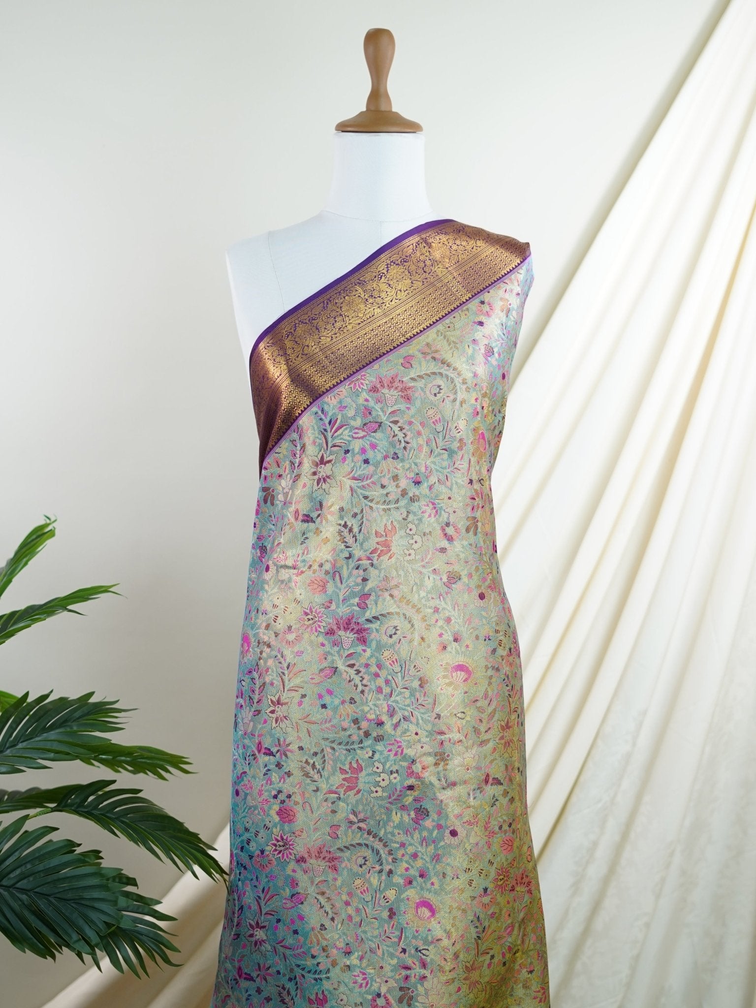 Kanchipuram Silk 100% Pure Silk - Manoranjitham Weaves - Handloom Store