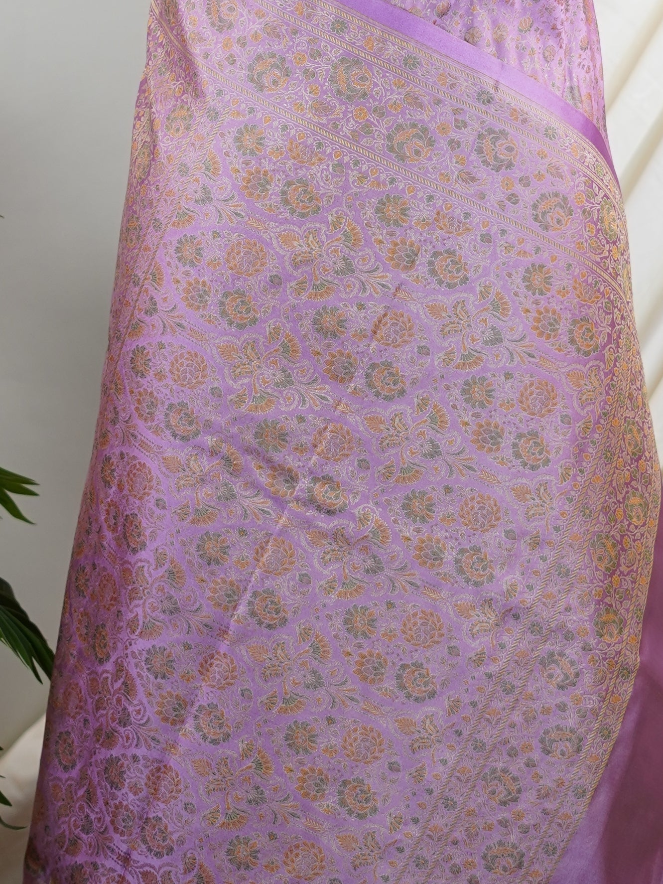 Katan Lavender Semi Mushru - Manoranjitham Weaves - Handloom Store