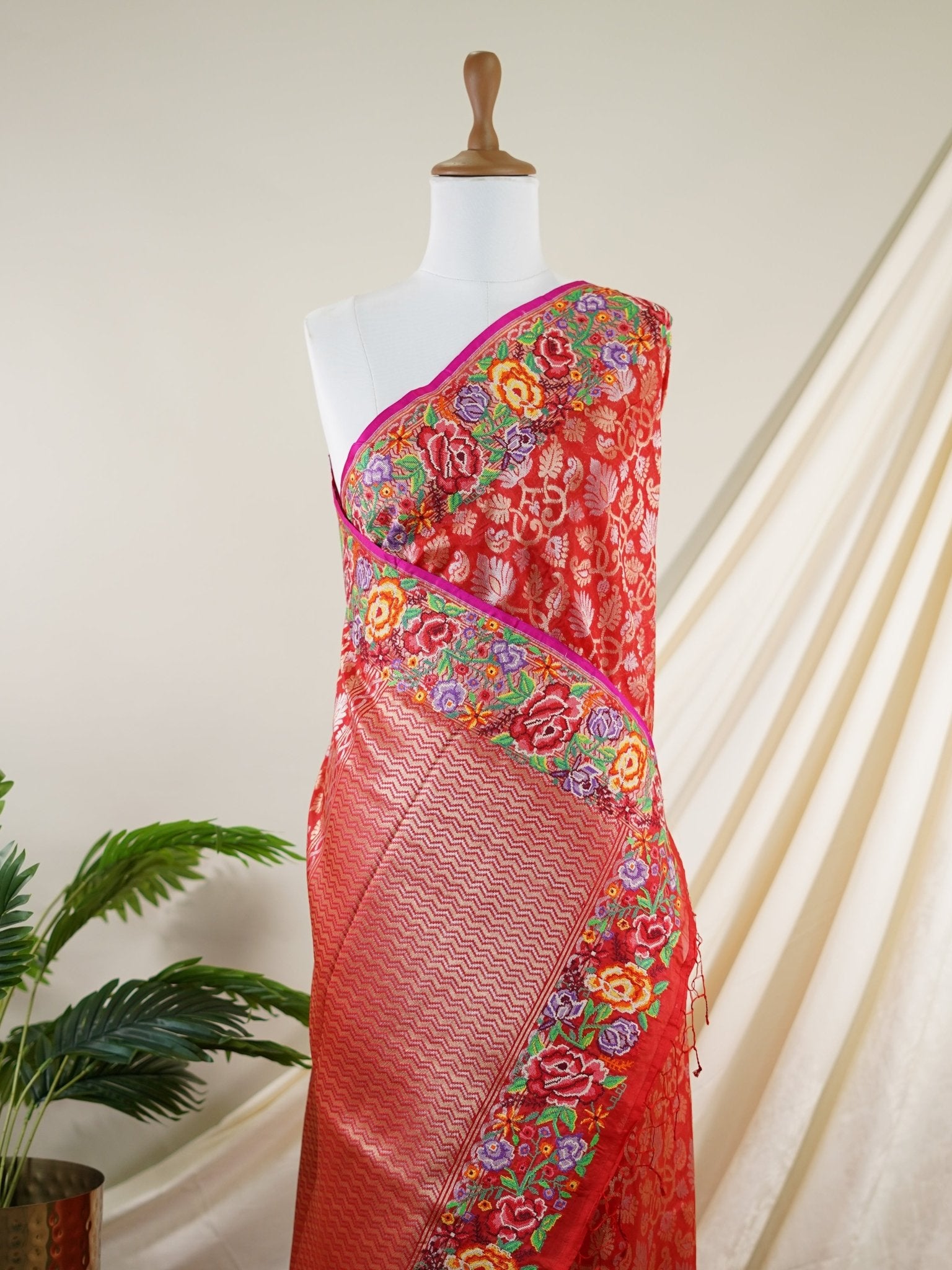 Katan Red 100% Pure Silk - Manoranjitham Weaves - Handloom Store