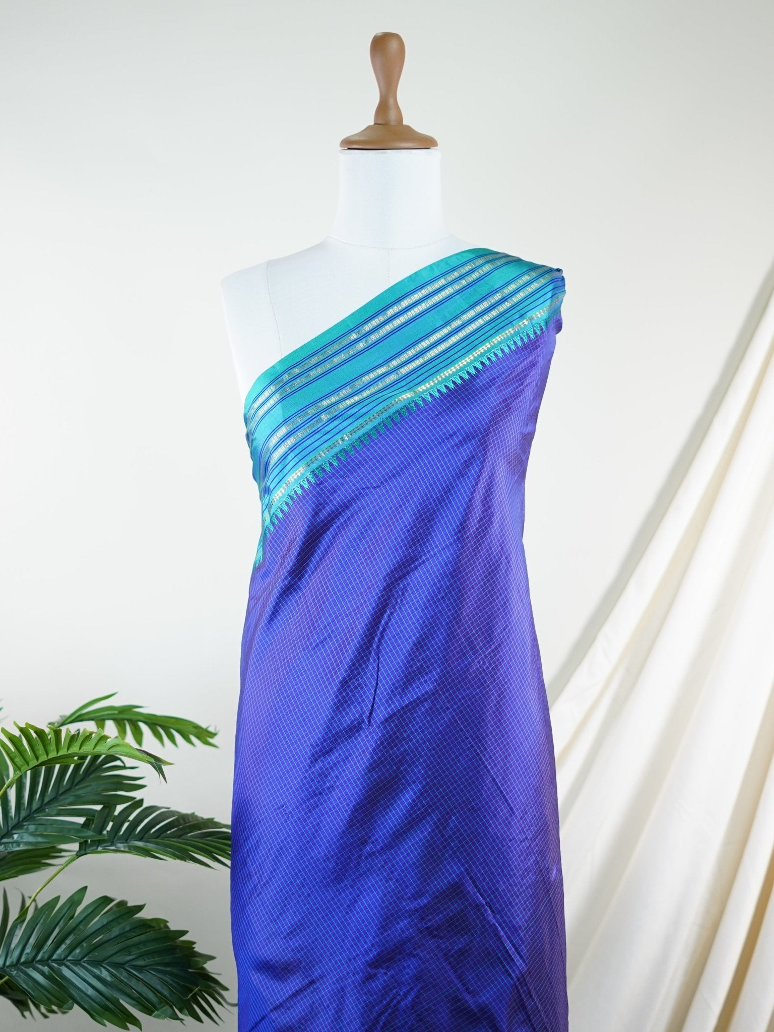 Narayanpet Blue 100% Pure Silk - Manoranjitham Weaves - Handloom Store