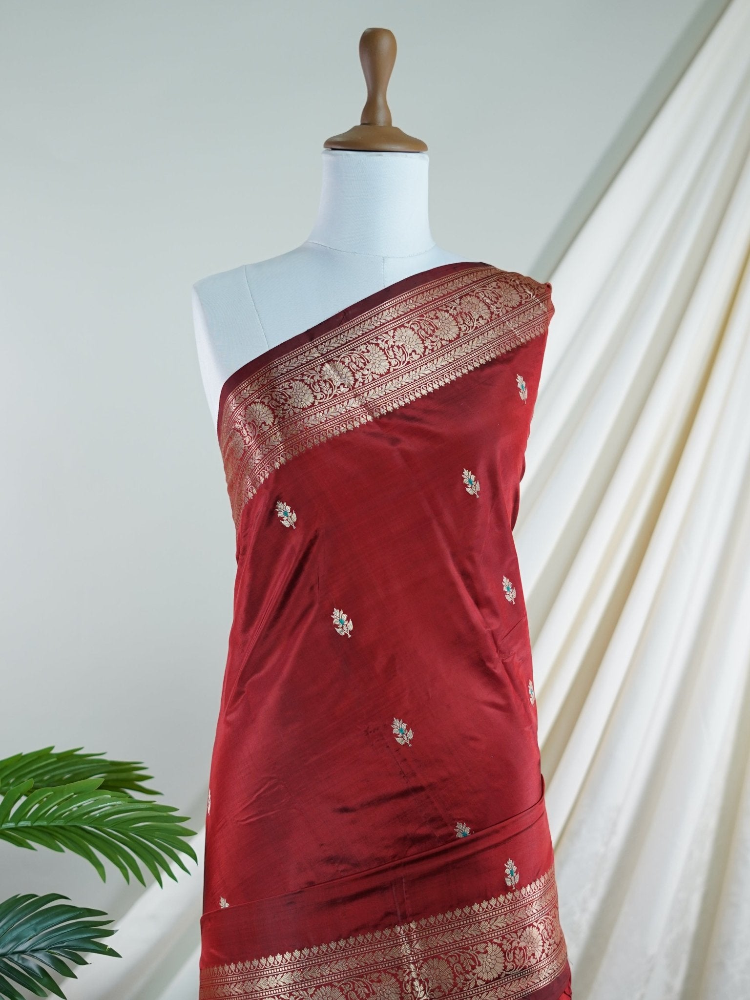 Katan Maroon 100% Pure Katan Soft Silk - Manoranjitham Weaves - Handloom Store