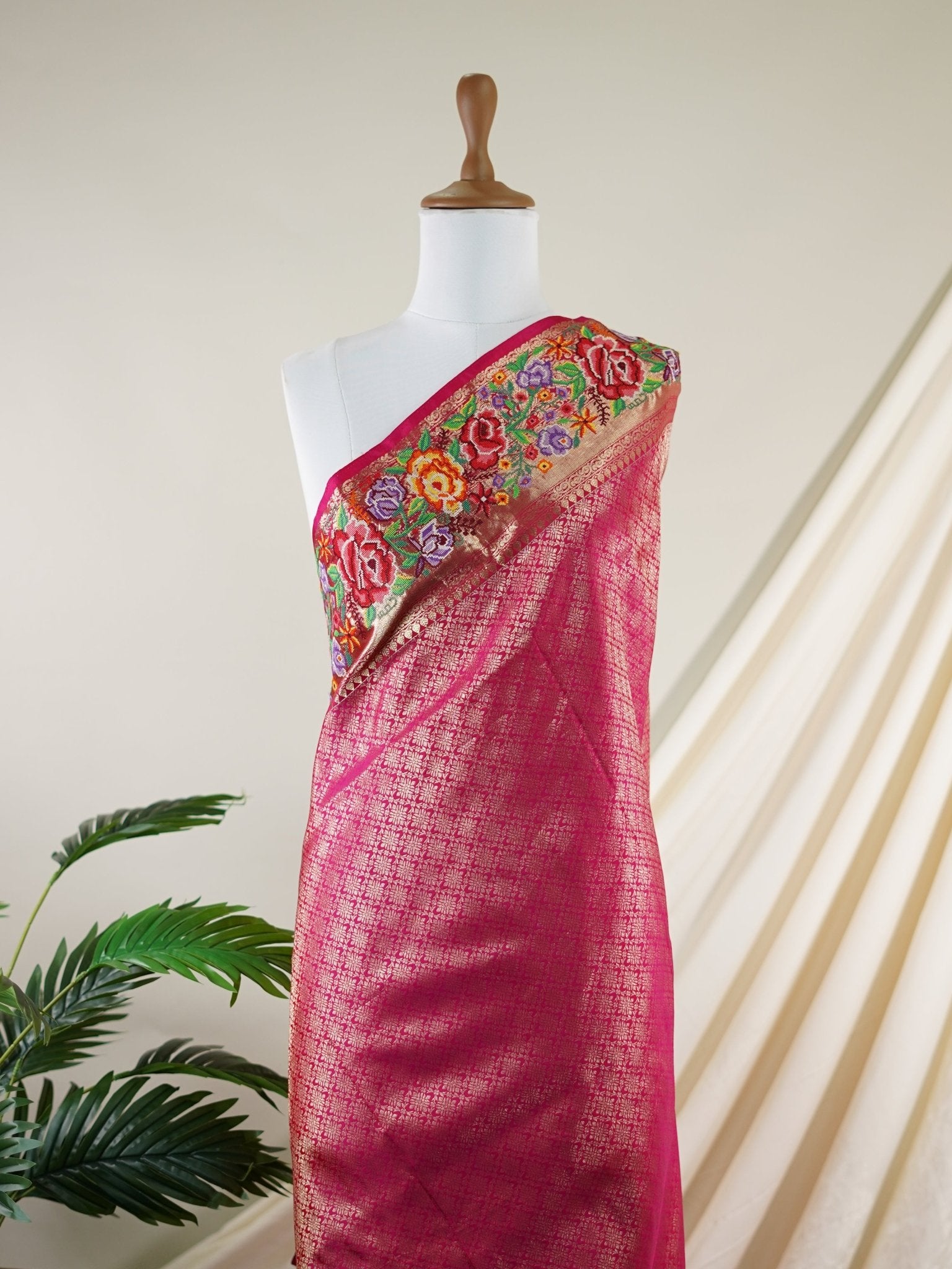Kanchipuram Silk Pink 100% Pure Silk - Manoranjitham Weaves - Handloom Store