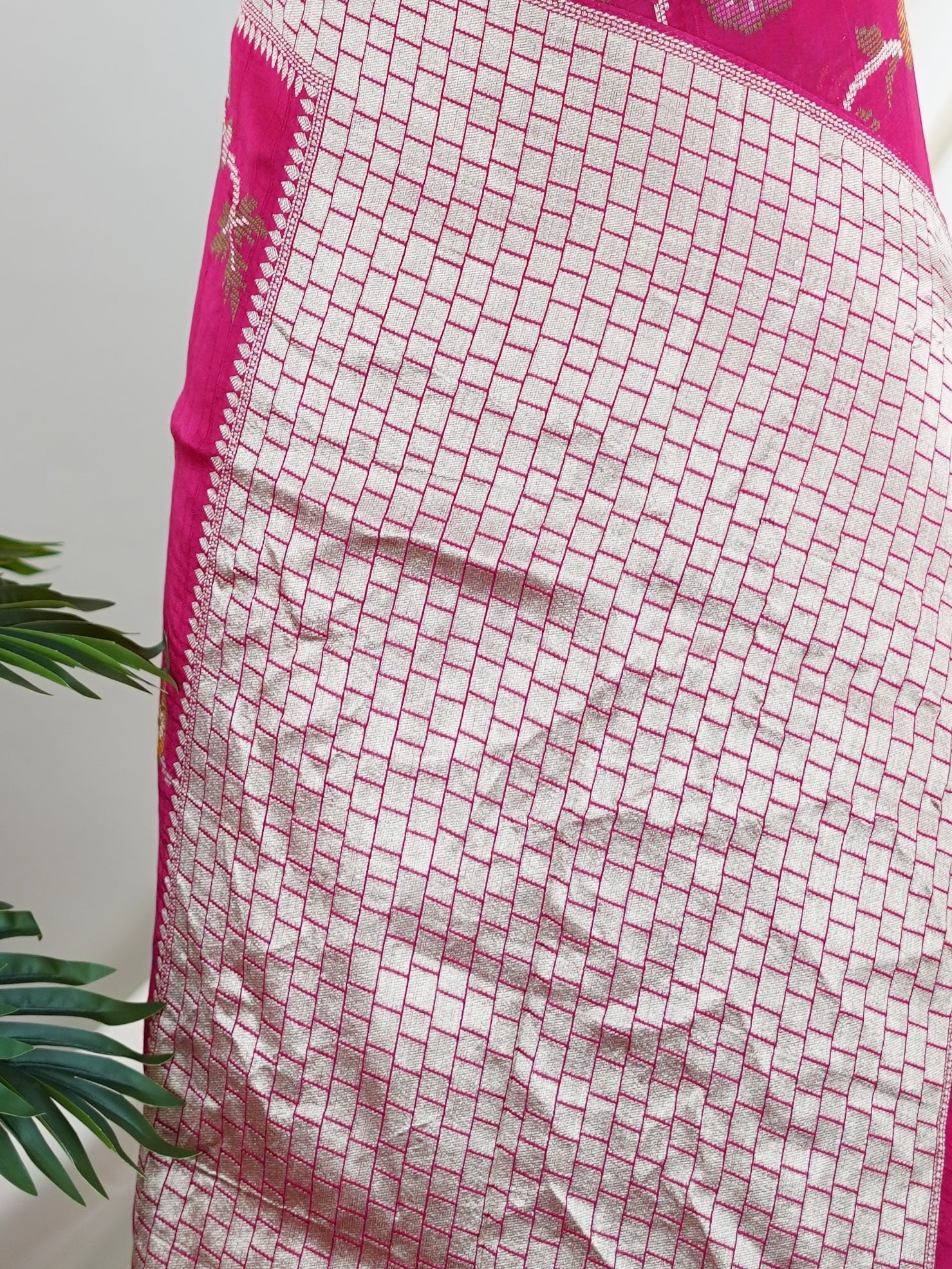 Georgette Pink Tussar Georgette - Manoranjitham Weaves - Handloom Store