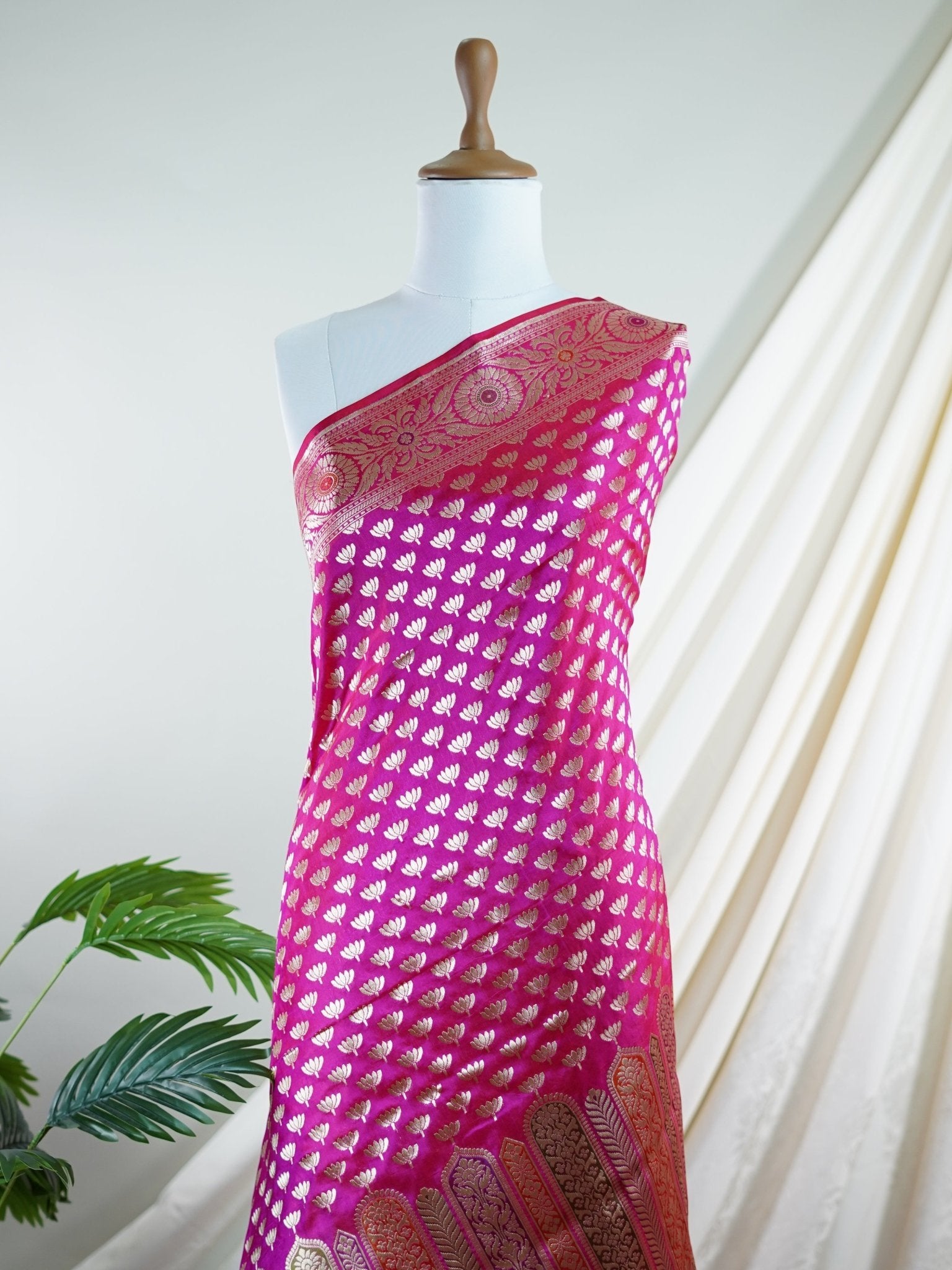 Katan Pink 100% Pure Katan Silk - Manoranjitham Weaves - Handloom Store