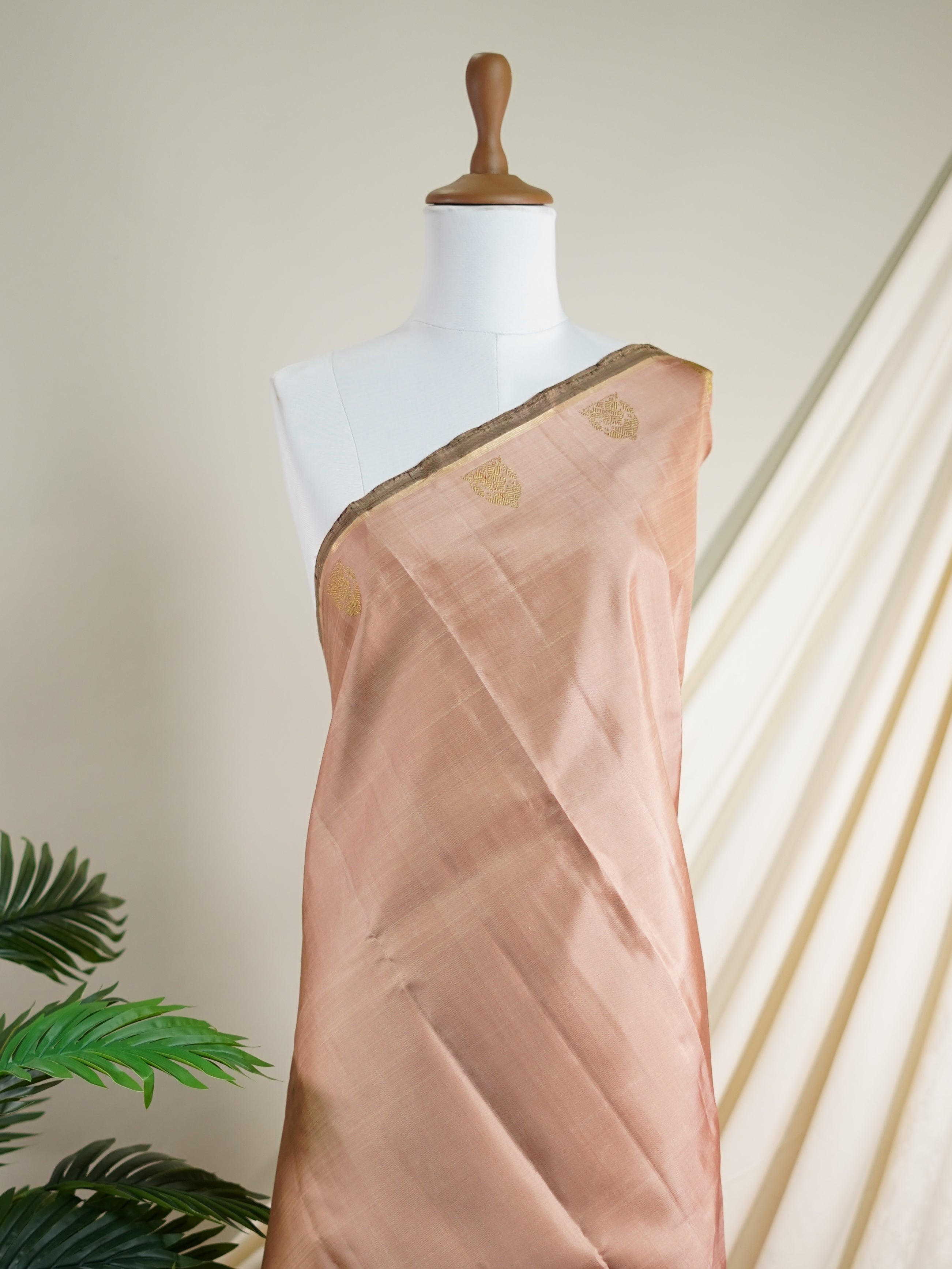 Kanchipuram Silk Orange 100% Pure Silk  - Manoranjitham Weaves - Handloom Store