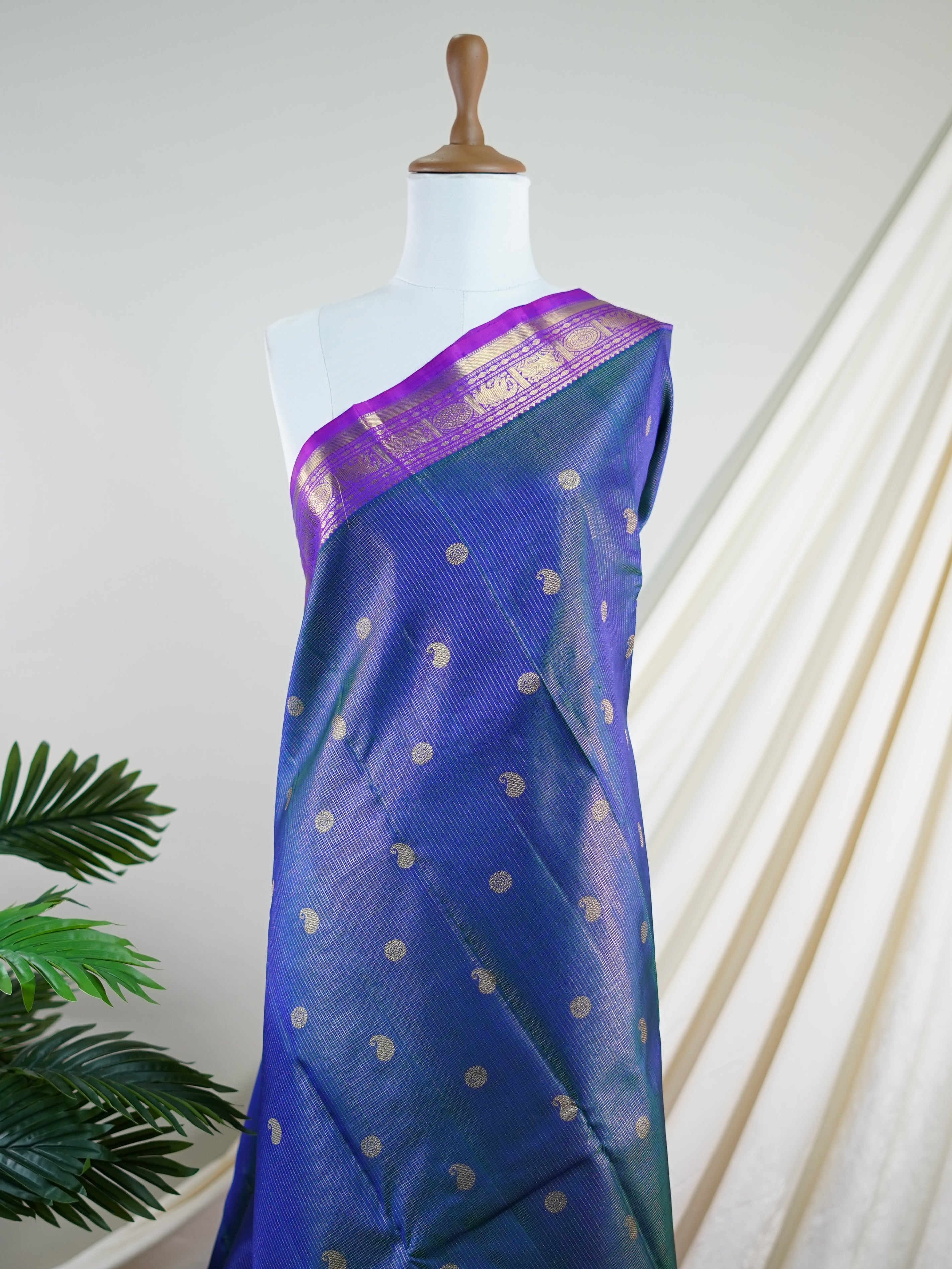 Kanchipuram Silk Blue 100% Pure Silk  - Manoranjitham Weaves - Handloom Store
