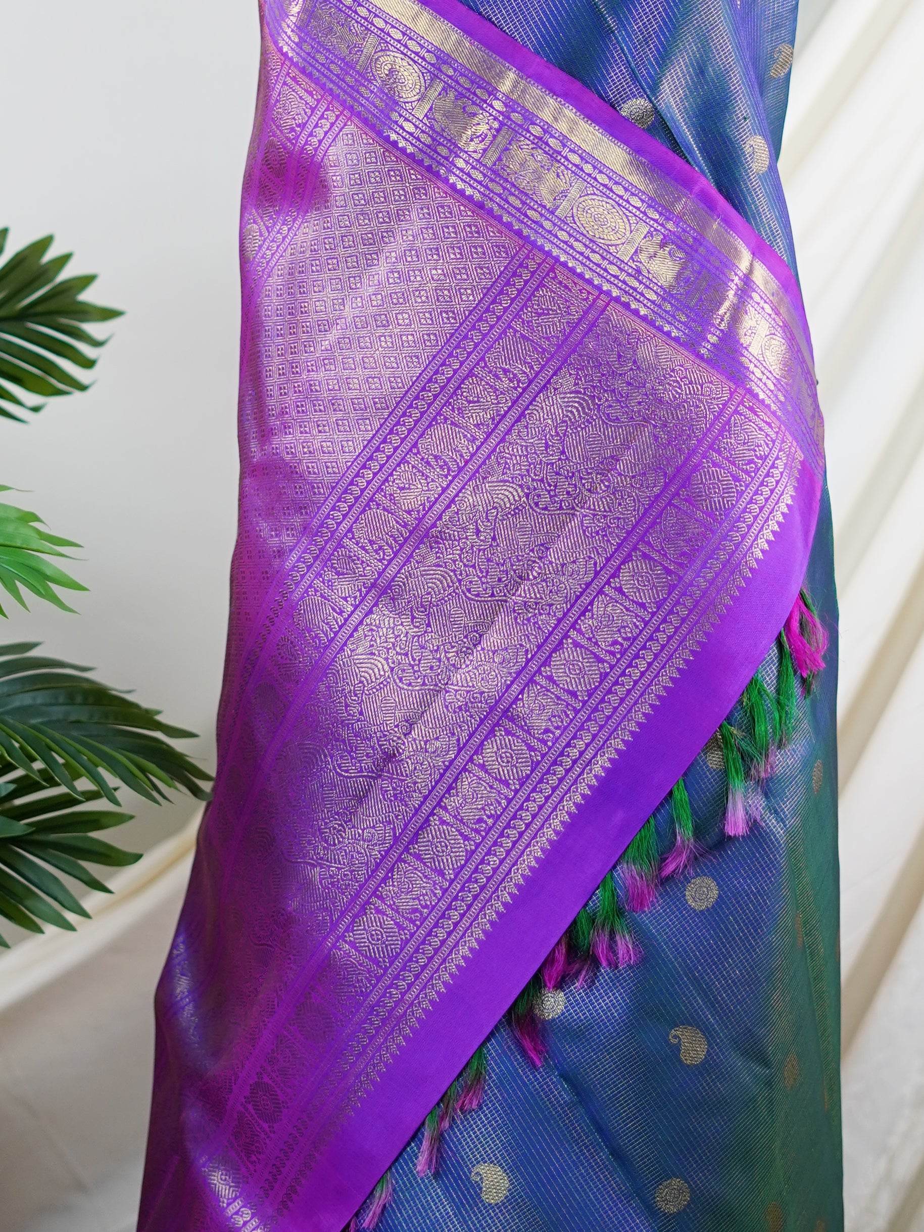 Kanchipuram Silk Blue 100% Pure Silk  - Manoranjitham Weaves - Handloom Store
