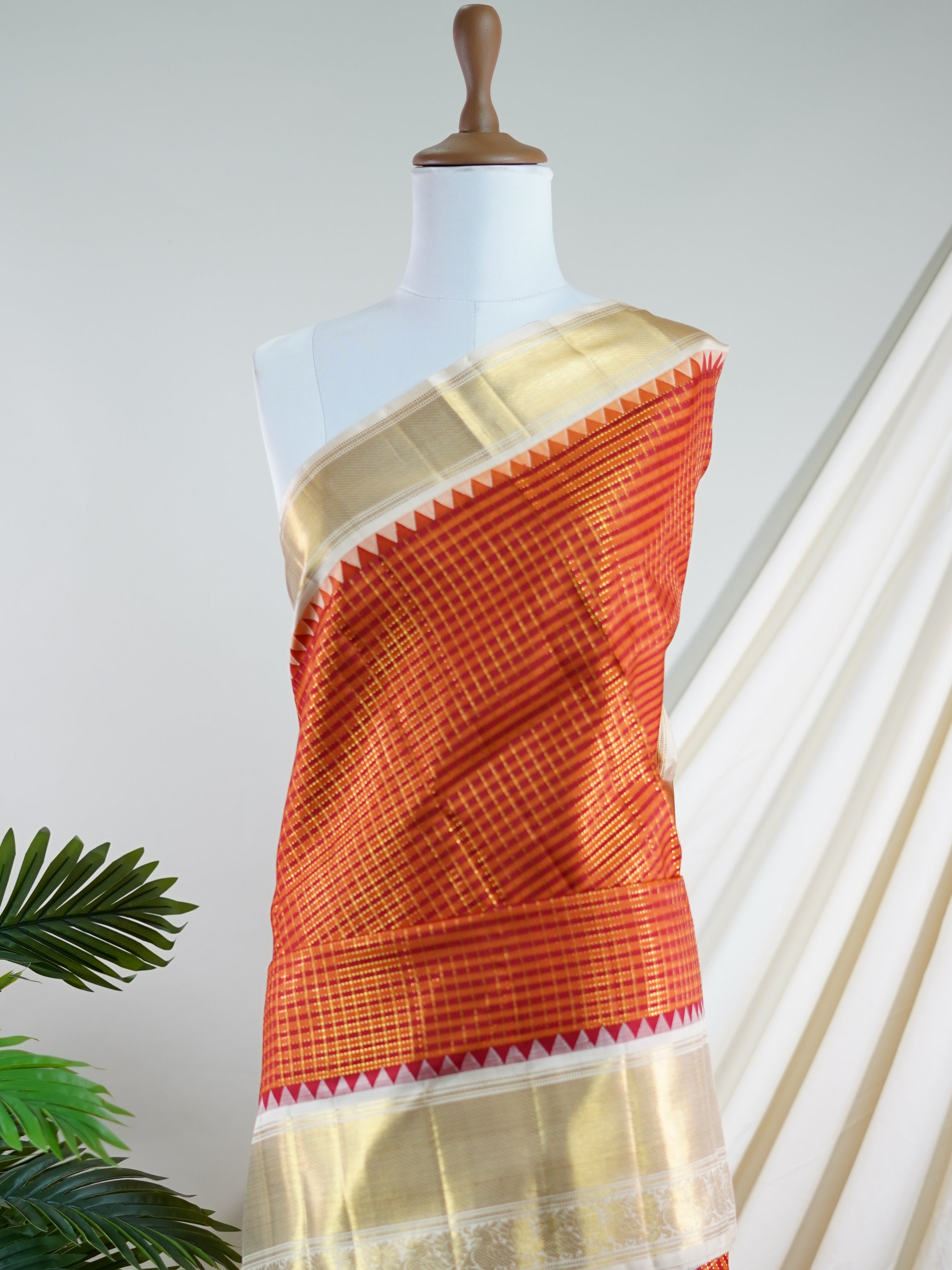 Kanchipuram Silk Red 100% Pure Silk  - Manoranjitham Weaves - Handloom Store