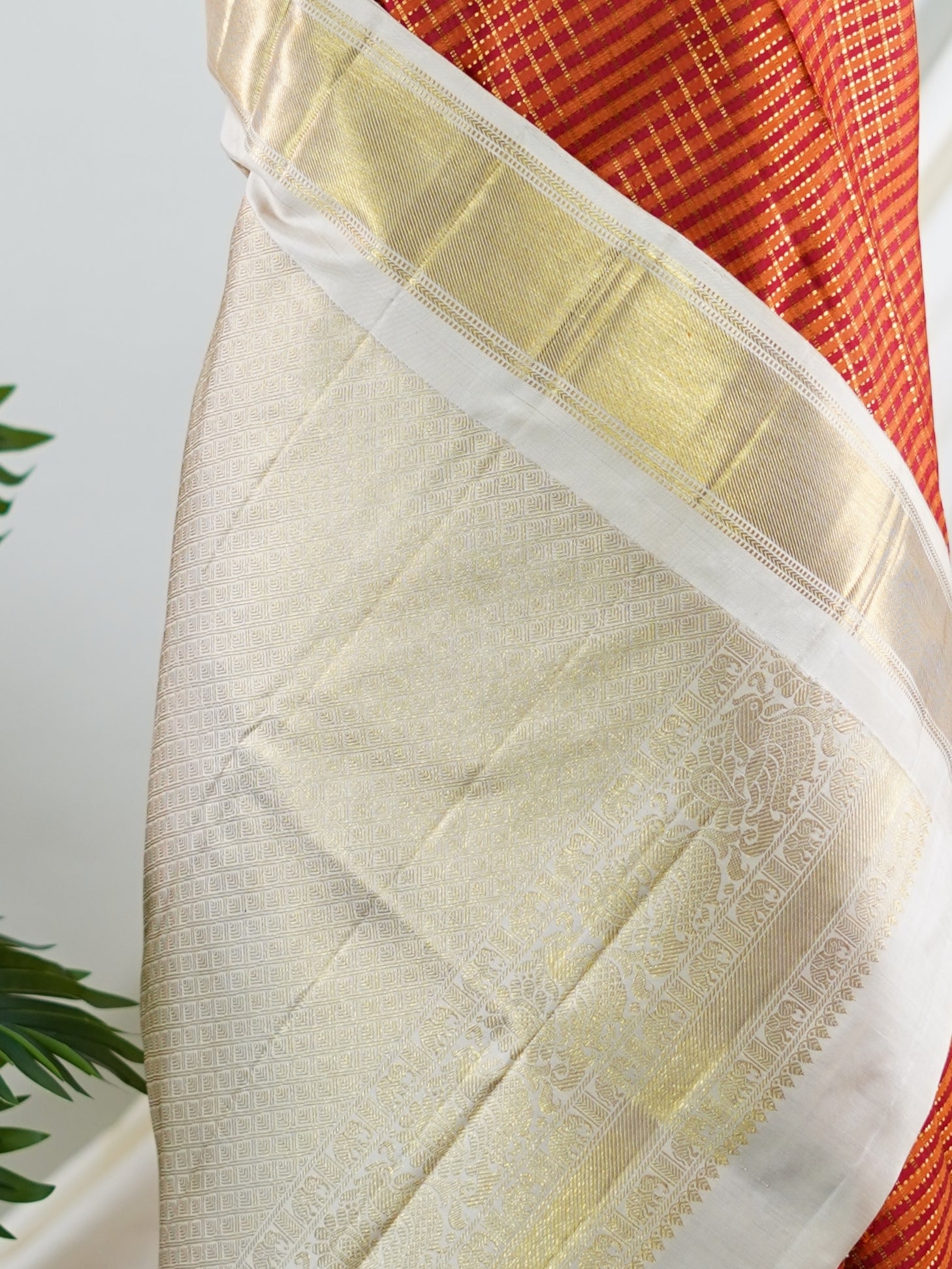 Kanchipuram Silk Red 100% Pure Silk  - Manoranjitham Weaves - Handloom Store