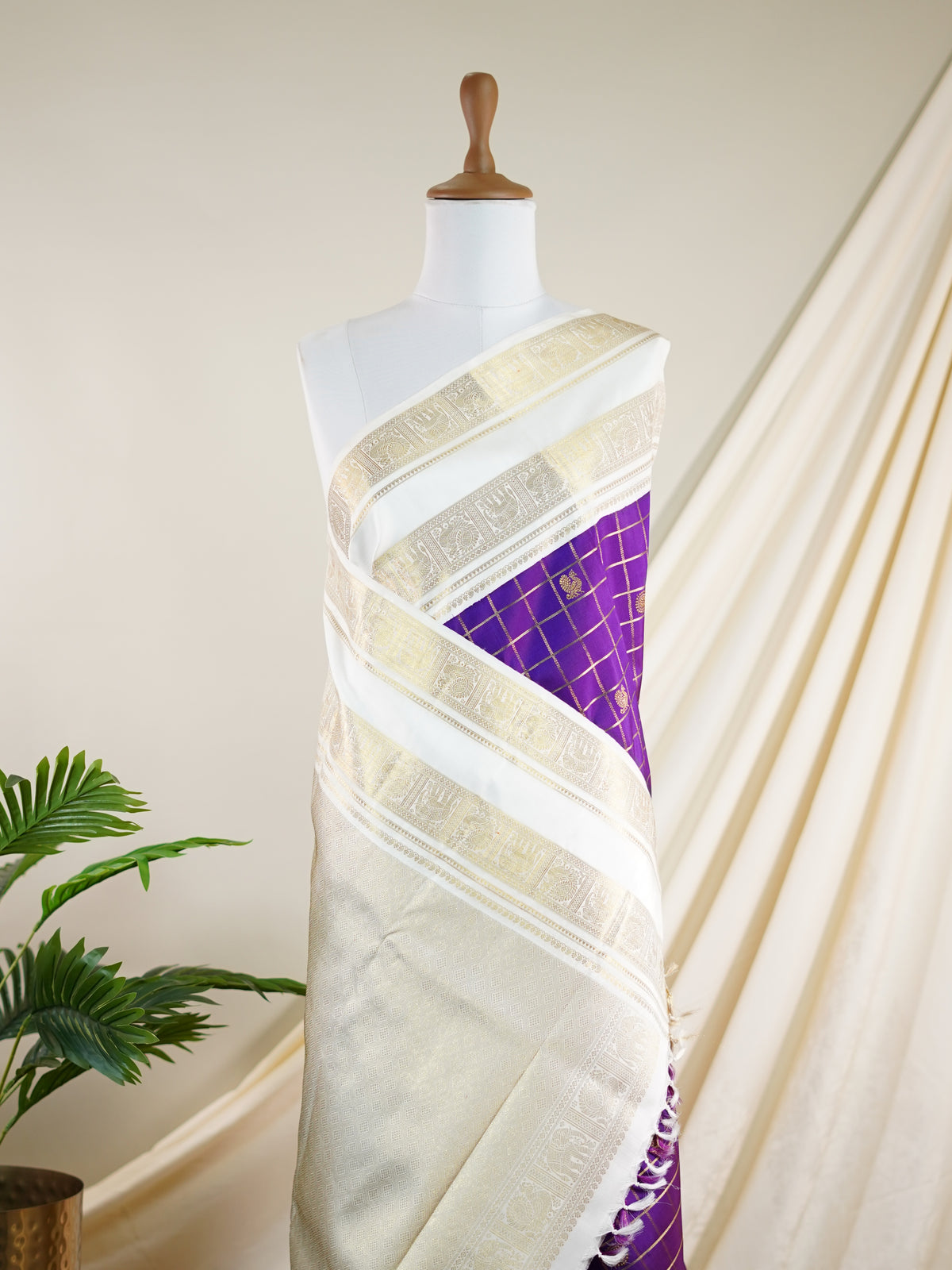 Kanchipuram Silk Purple 100% Pure Silk  - Manoranjitham Weaves - Handloom Store
