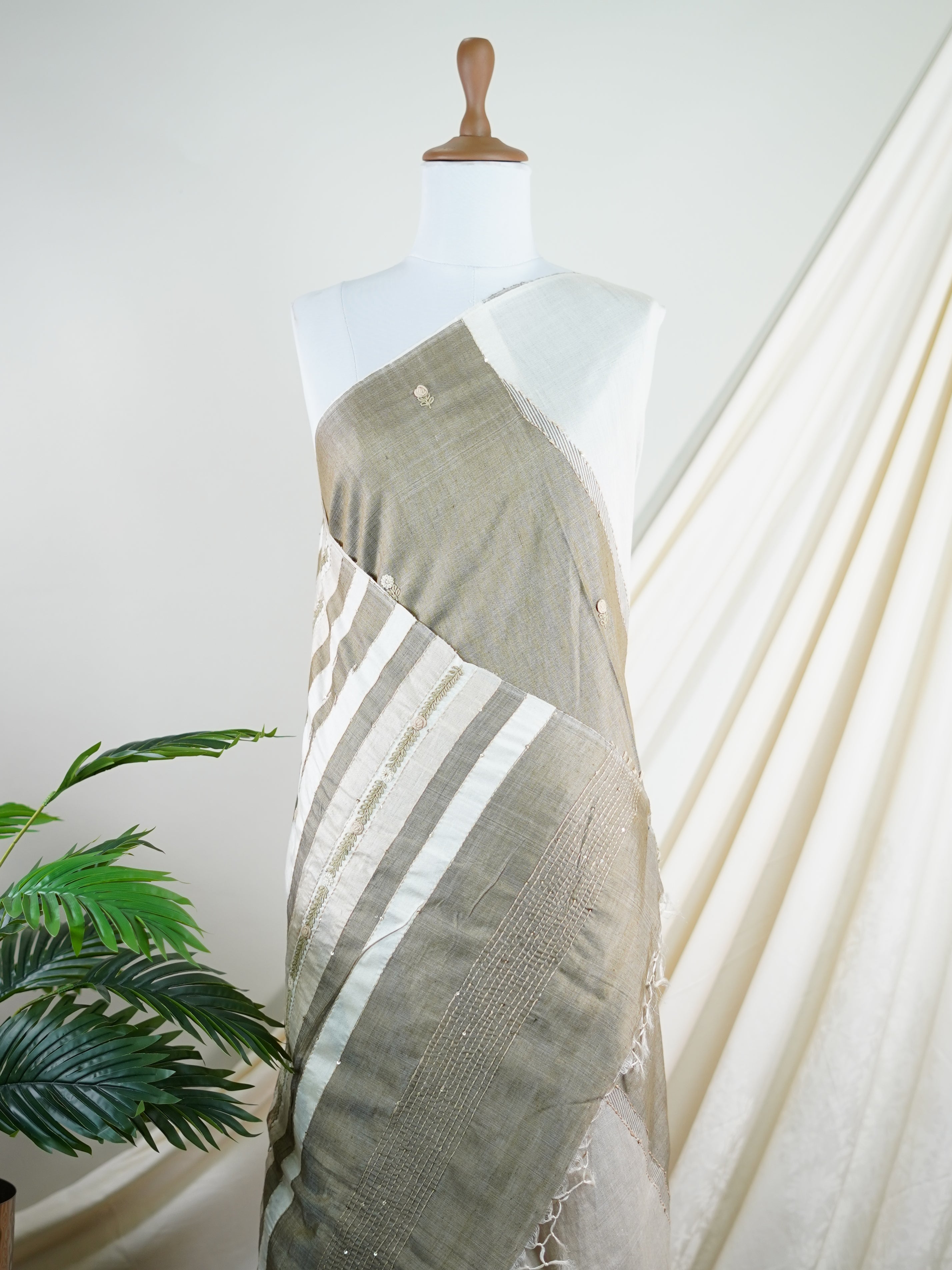 Tussar  100% Pure Tussar - Manoranjitham Weaves - Handloom Store